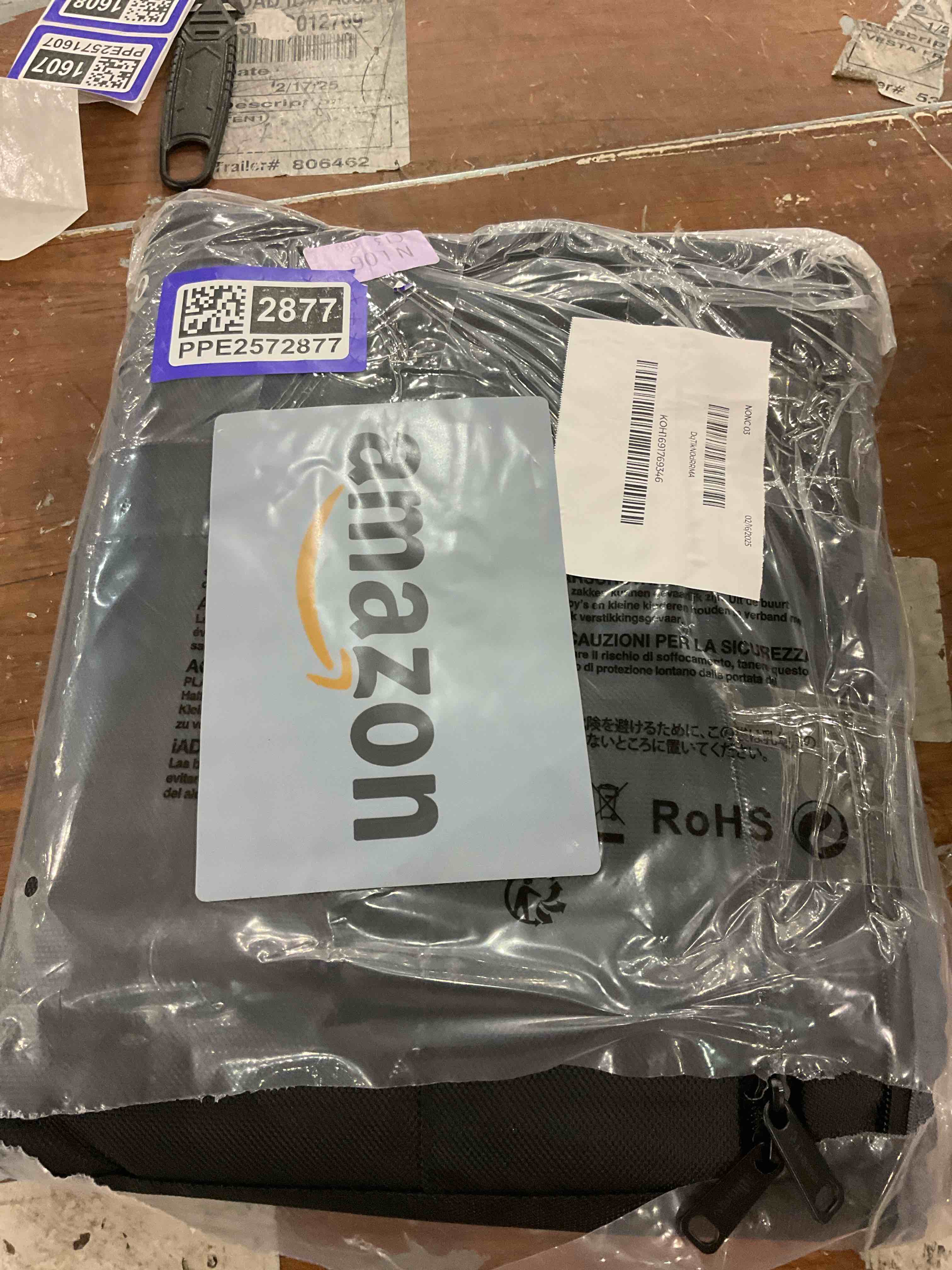 https://s3.amazonaws.com/lotting-images-prod/bidfta/PPE2572877_1745235304267.jpeg