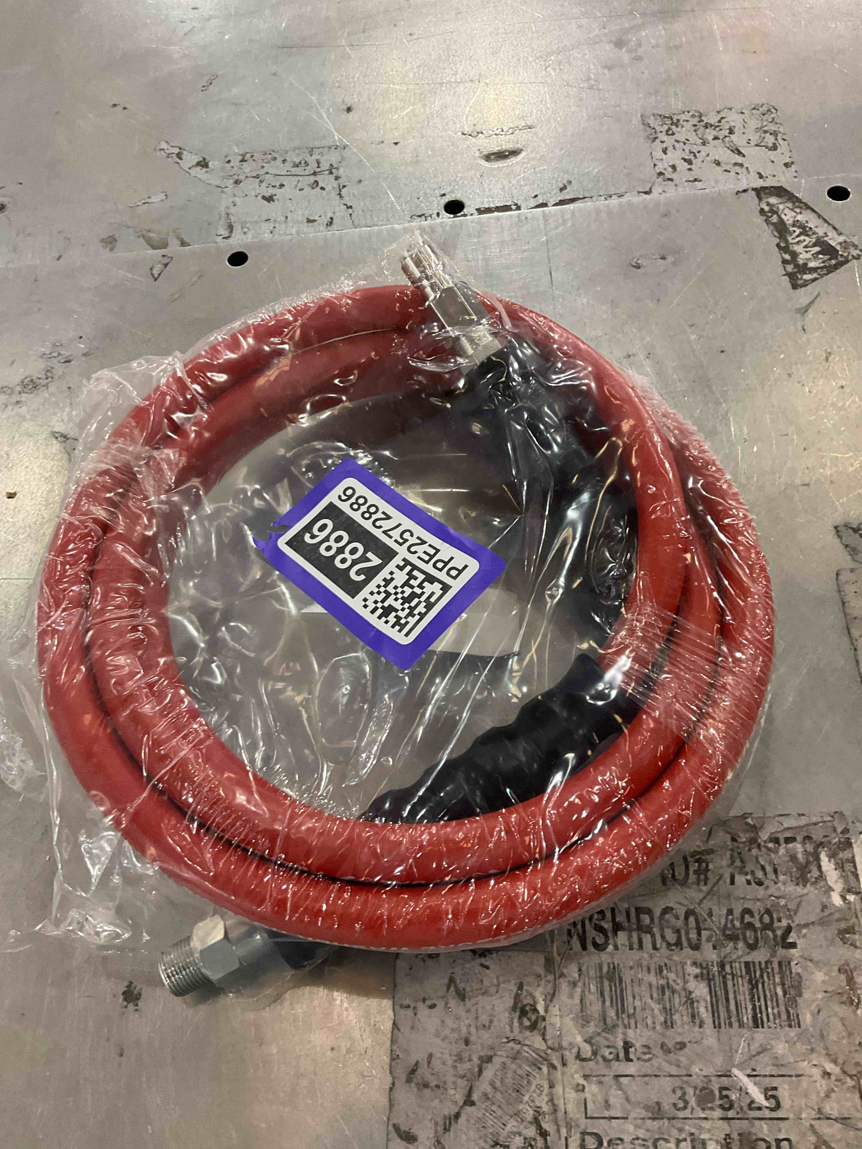 https://s3.amazonaws.com/lotting-images-prod/bidfta/PPE2572886_1745332106979.jpeg