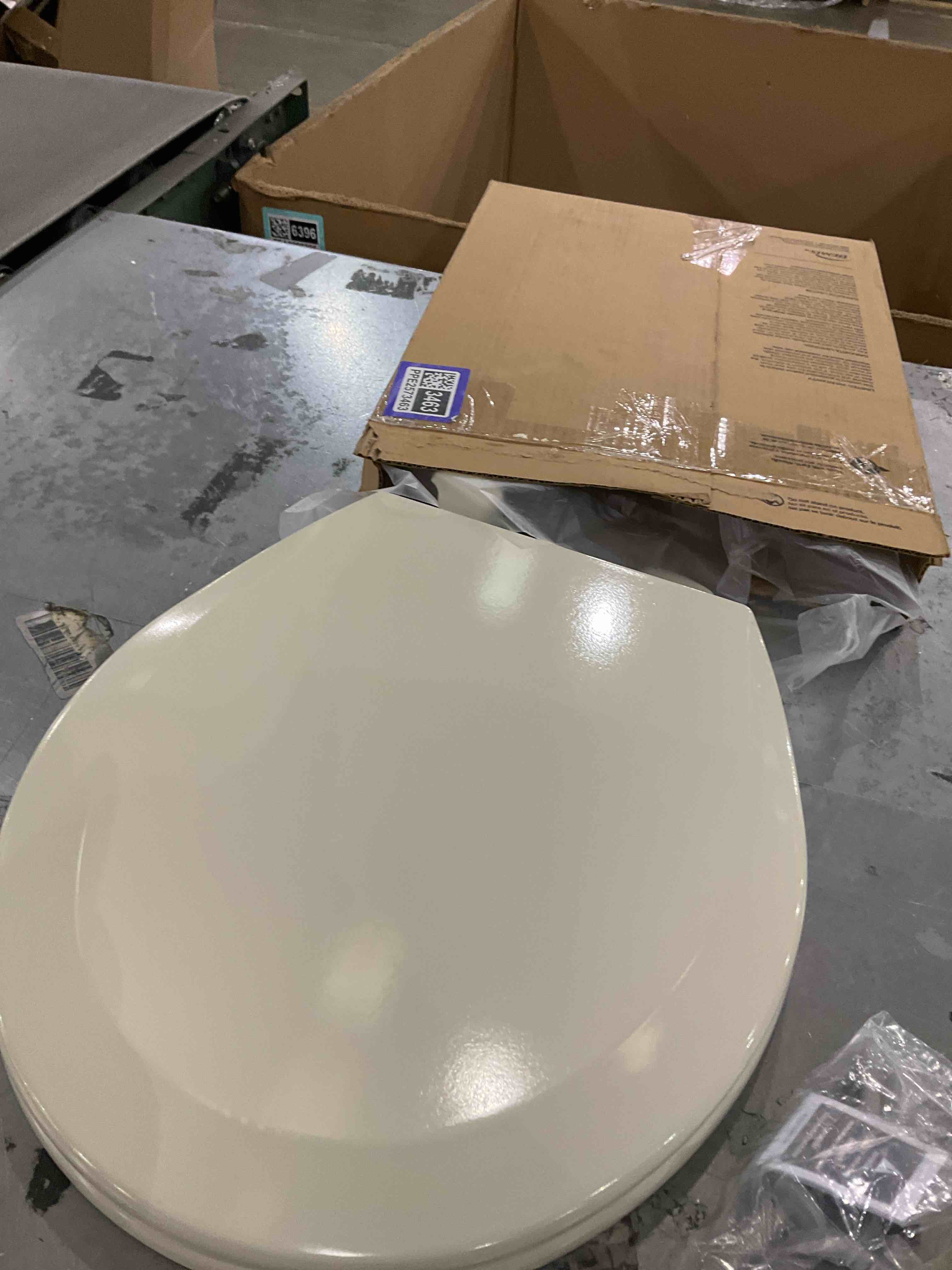 https://s3.amazonaws.com/lotting-images-prod/bidfta/PPE2573463_1745498138337.jpeg