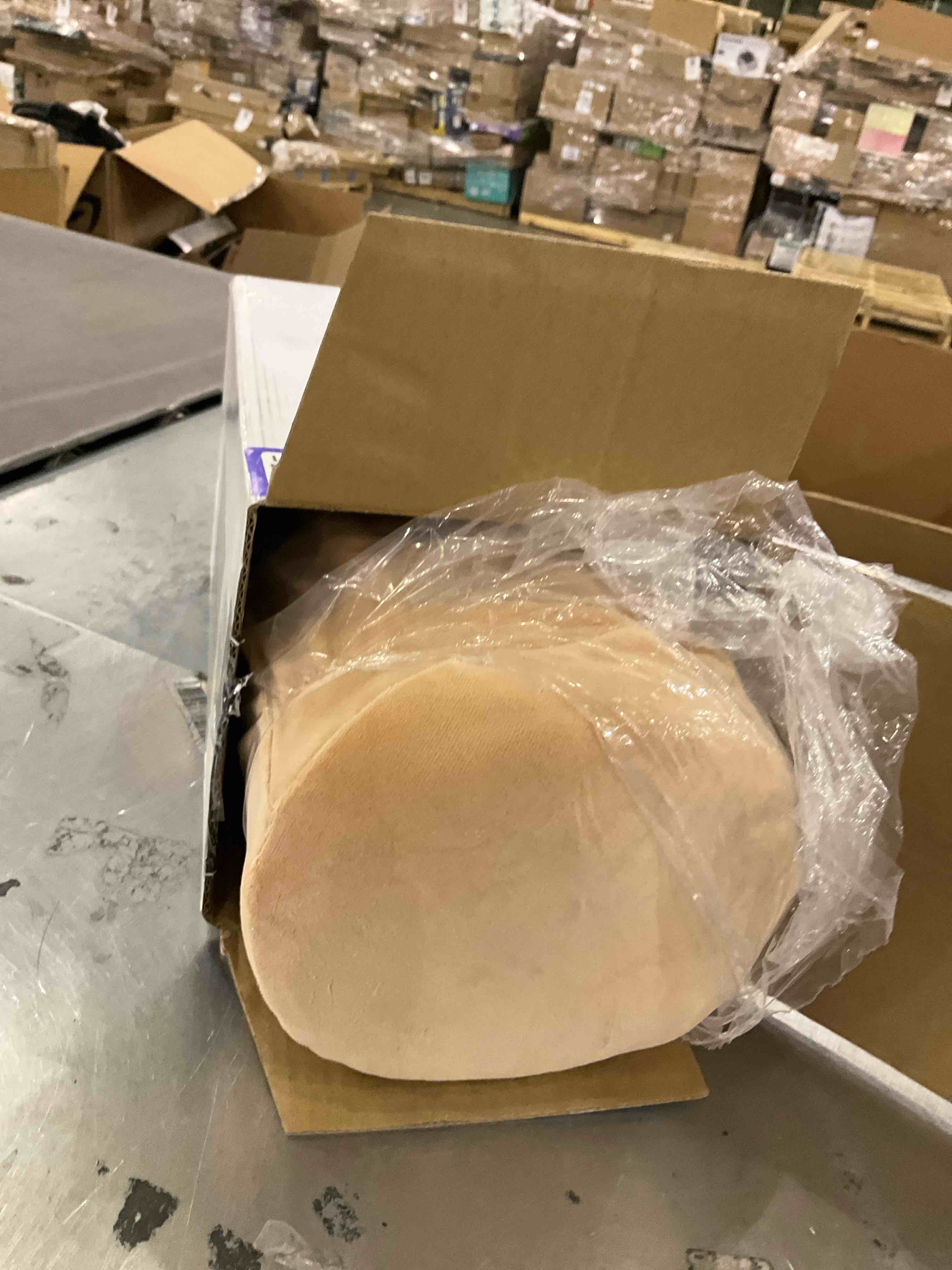 https://s3.amazonaws.com/lotting-images-prod/bidfta/PPE2573691_1745503995755.jpeg
