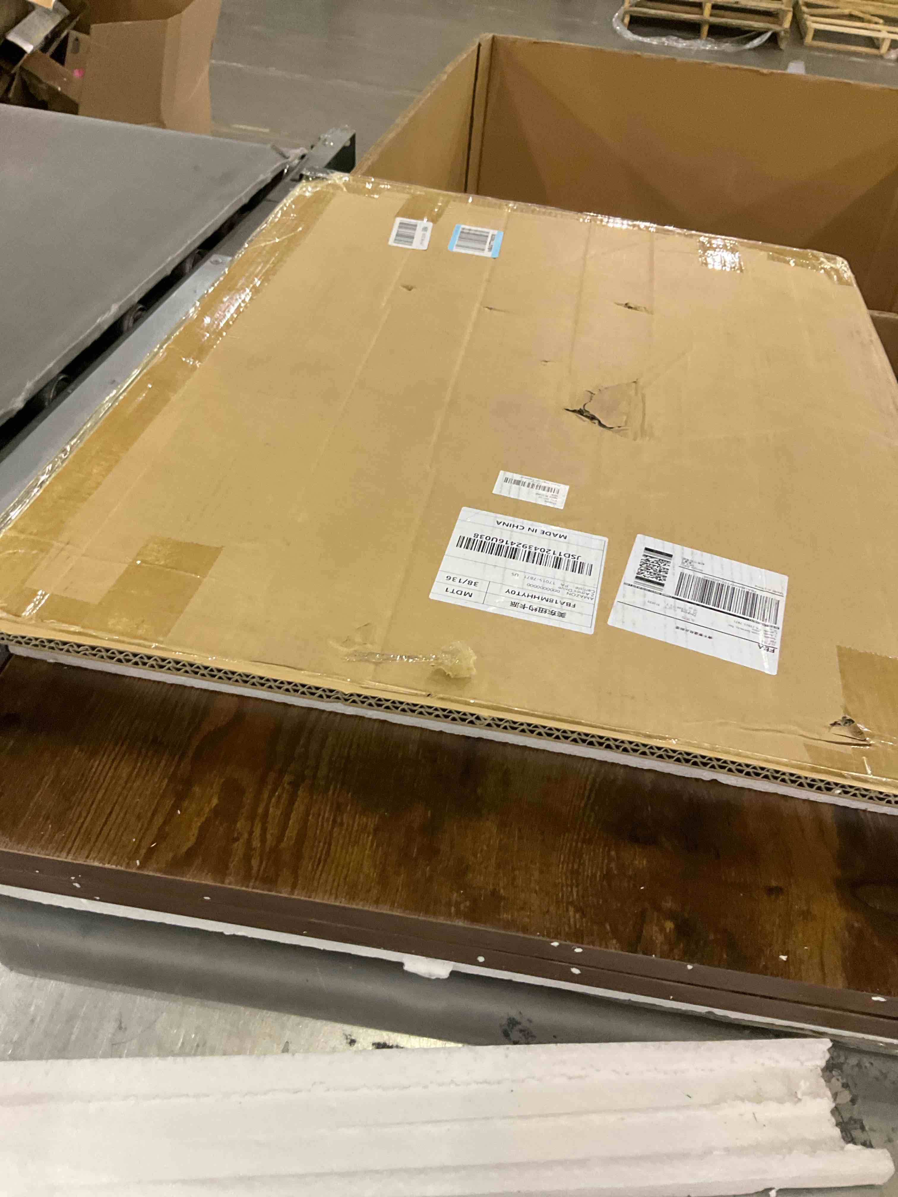 https://s3.amazonaws.com/lotting-images-prod/bidfta/PPE2573699_1745501983245.jpeg