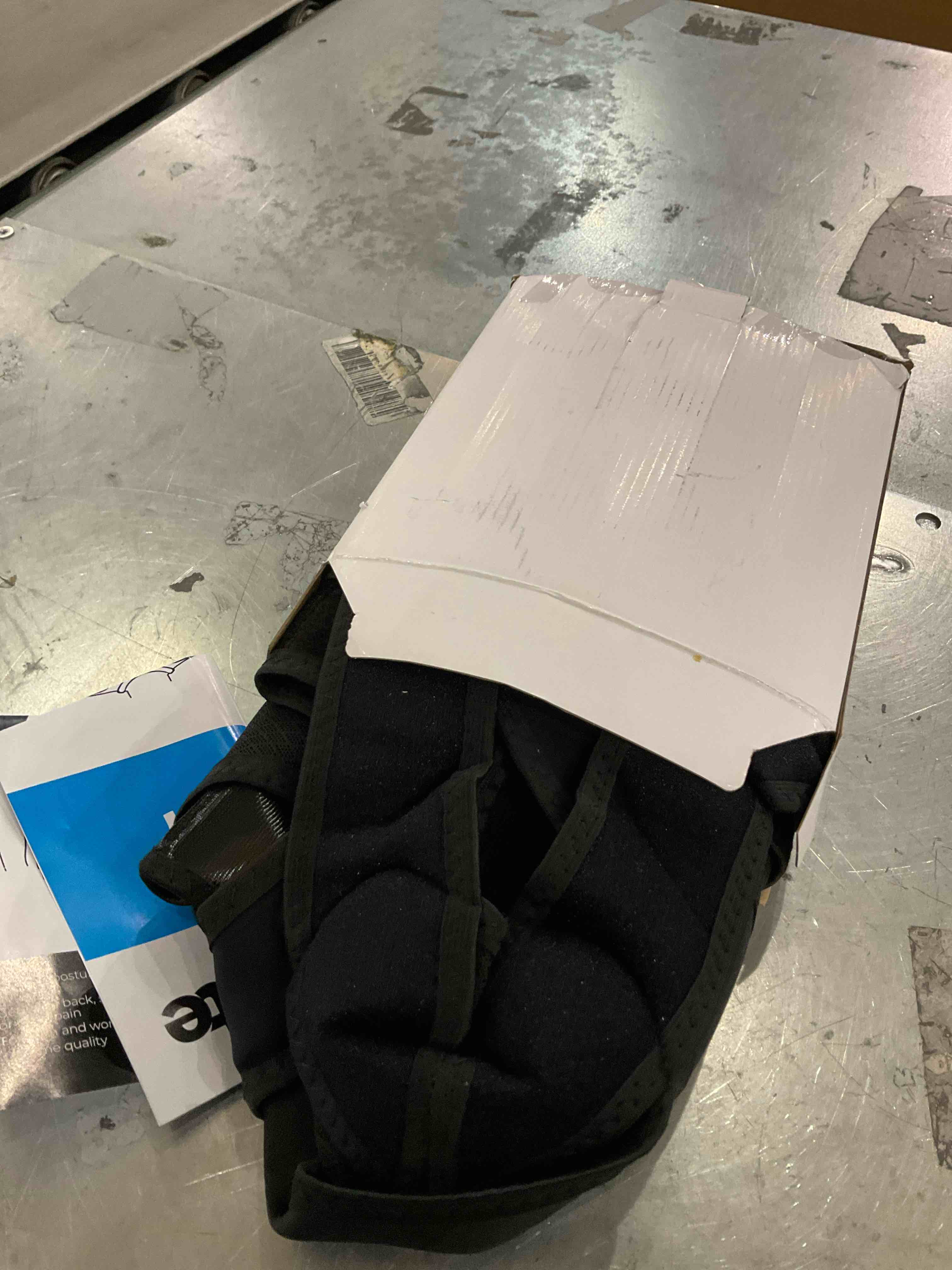 https://s3.amazonaws.com/lotting-images-prod/bidfta/PPE2573830_1745507463785.jpeg