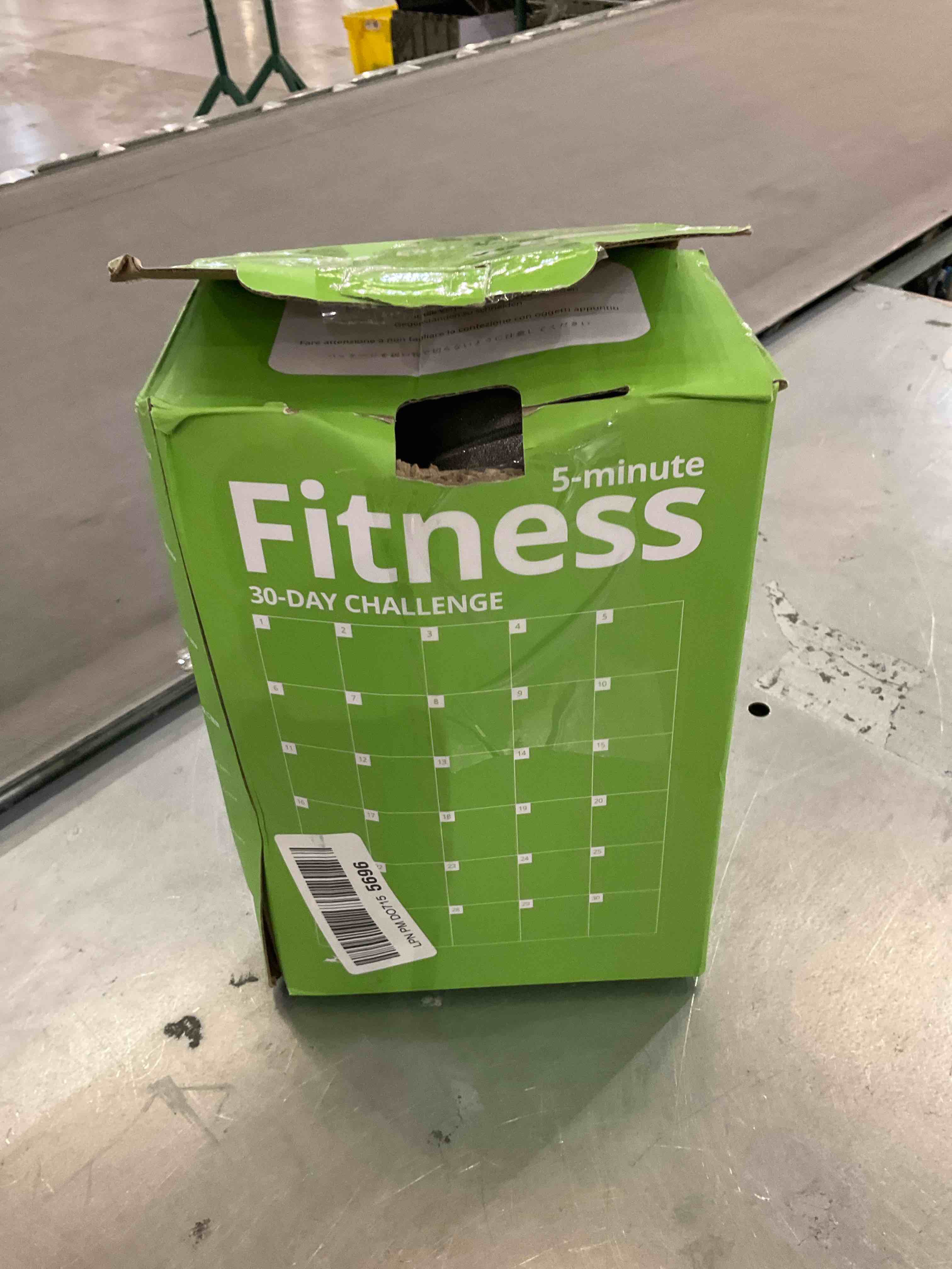 https://s3.amazonaws.com/lotting-images-prod/bidfta/PPE2573849_1745508219883.jpeg
