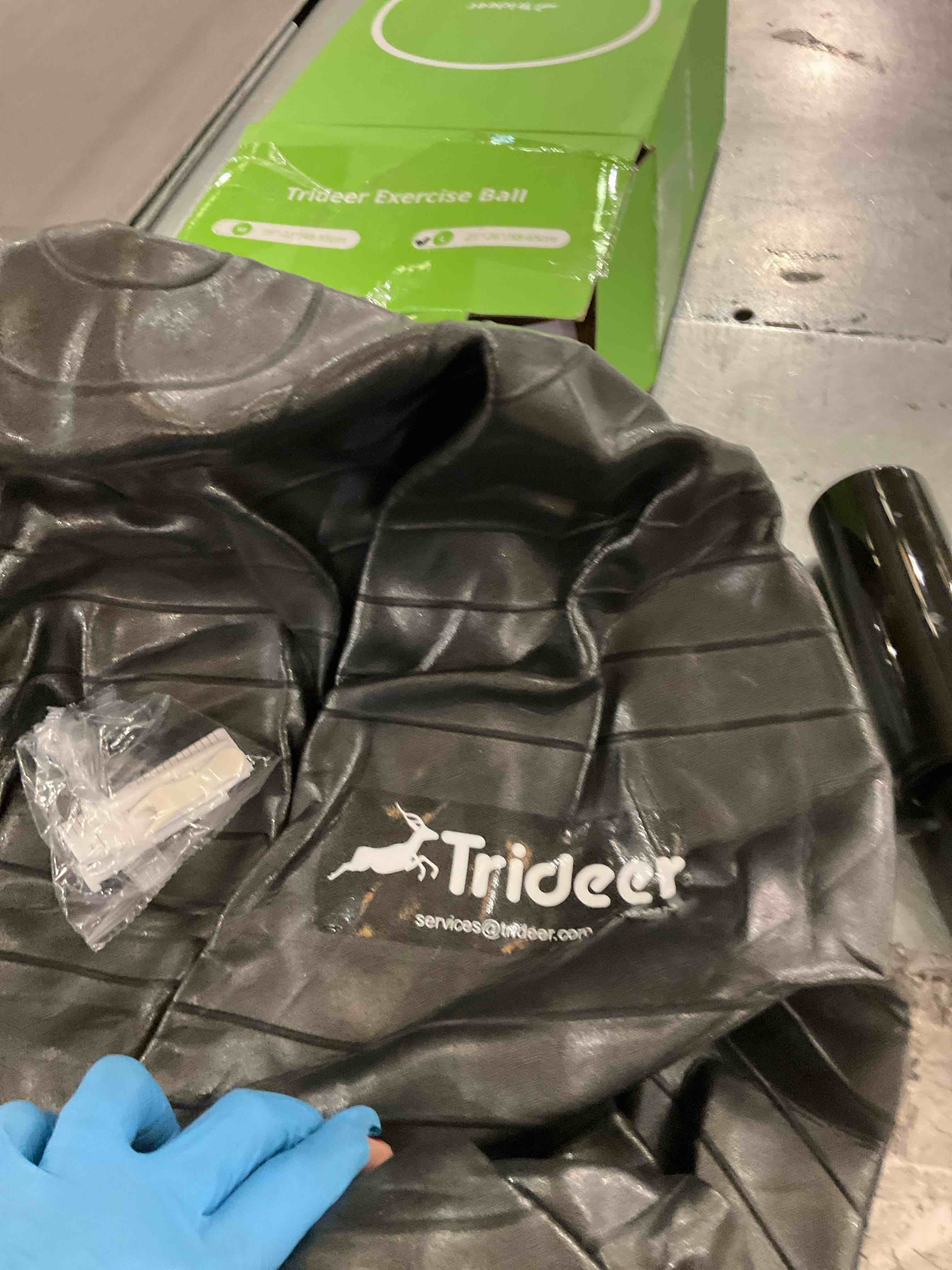 https://s3.amazonaws.com/lotting-images-prod/bidfta/PPE2573849_1745508236911.jpeg