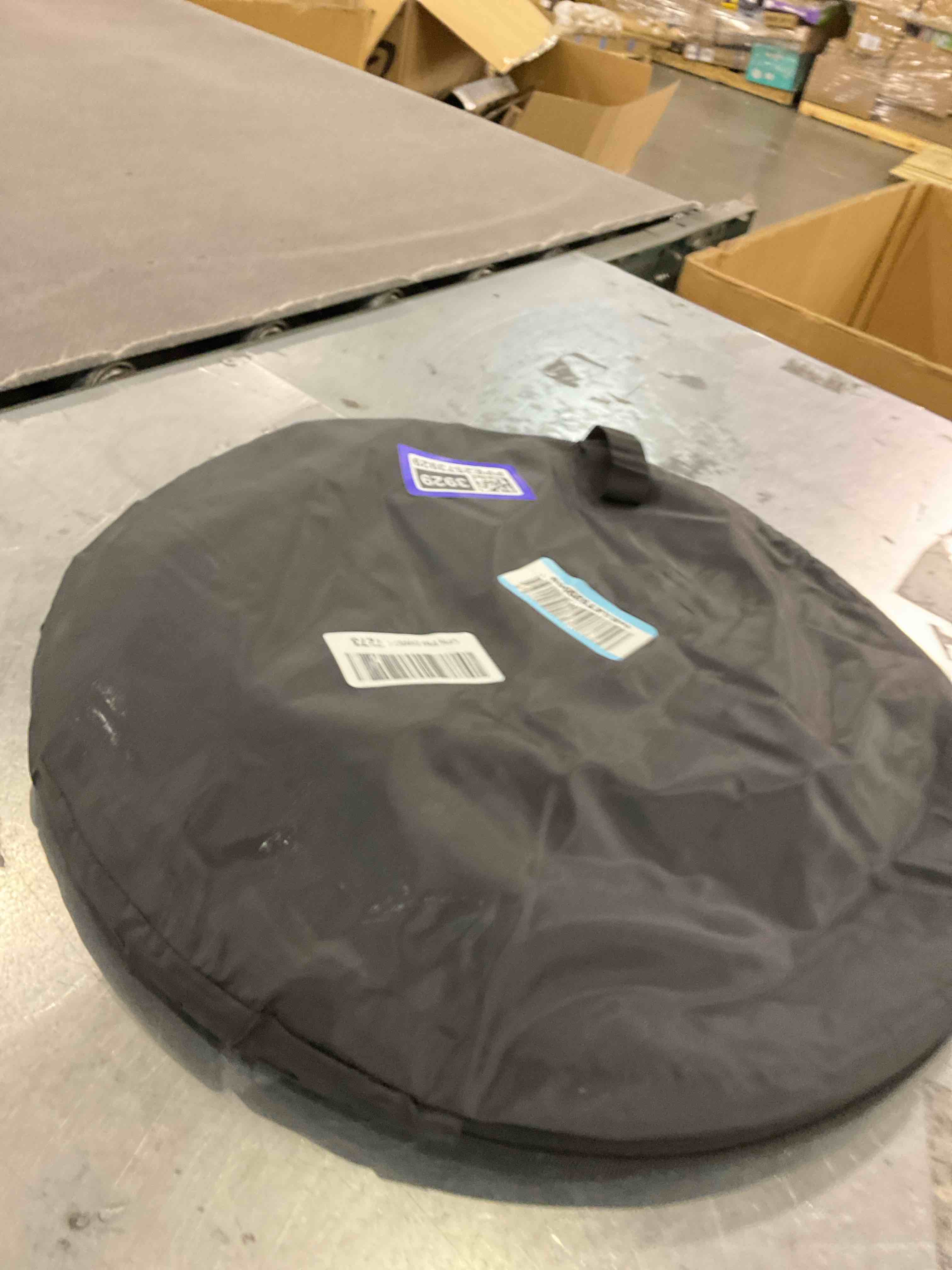 https://s3.amazonaws.com/lotting-images-prod/bidfta/PPE2573929_1745514302746.jpeg