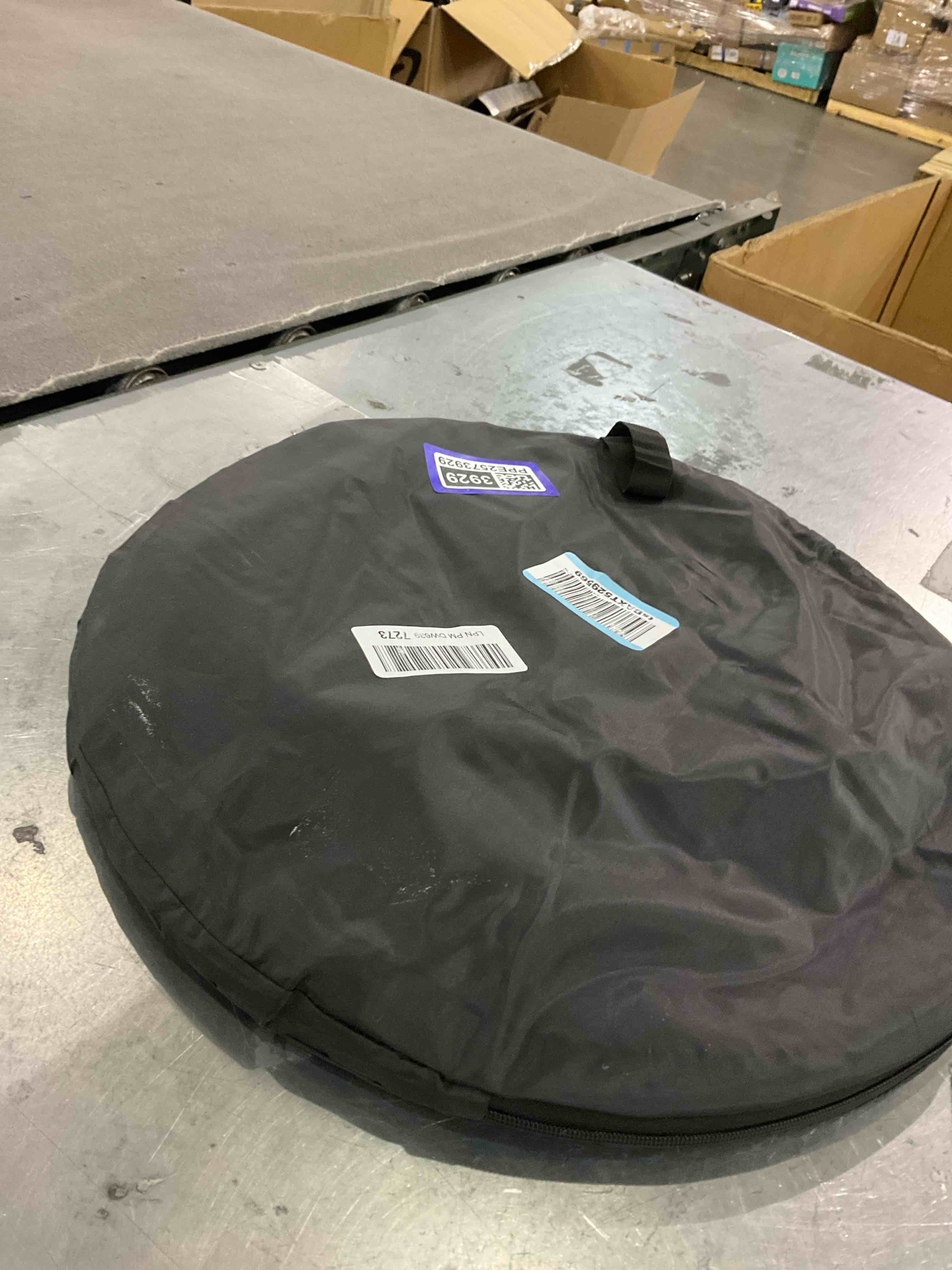 https://s3.amazonaws.com/lotting-images-prod/bidfta/PPE2573929_1745514303728.jpeg