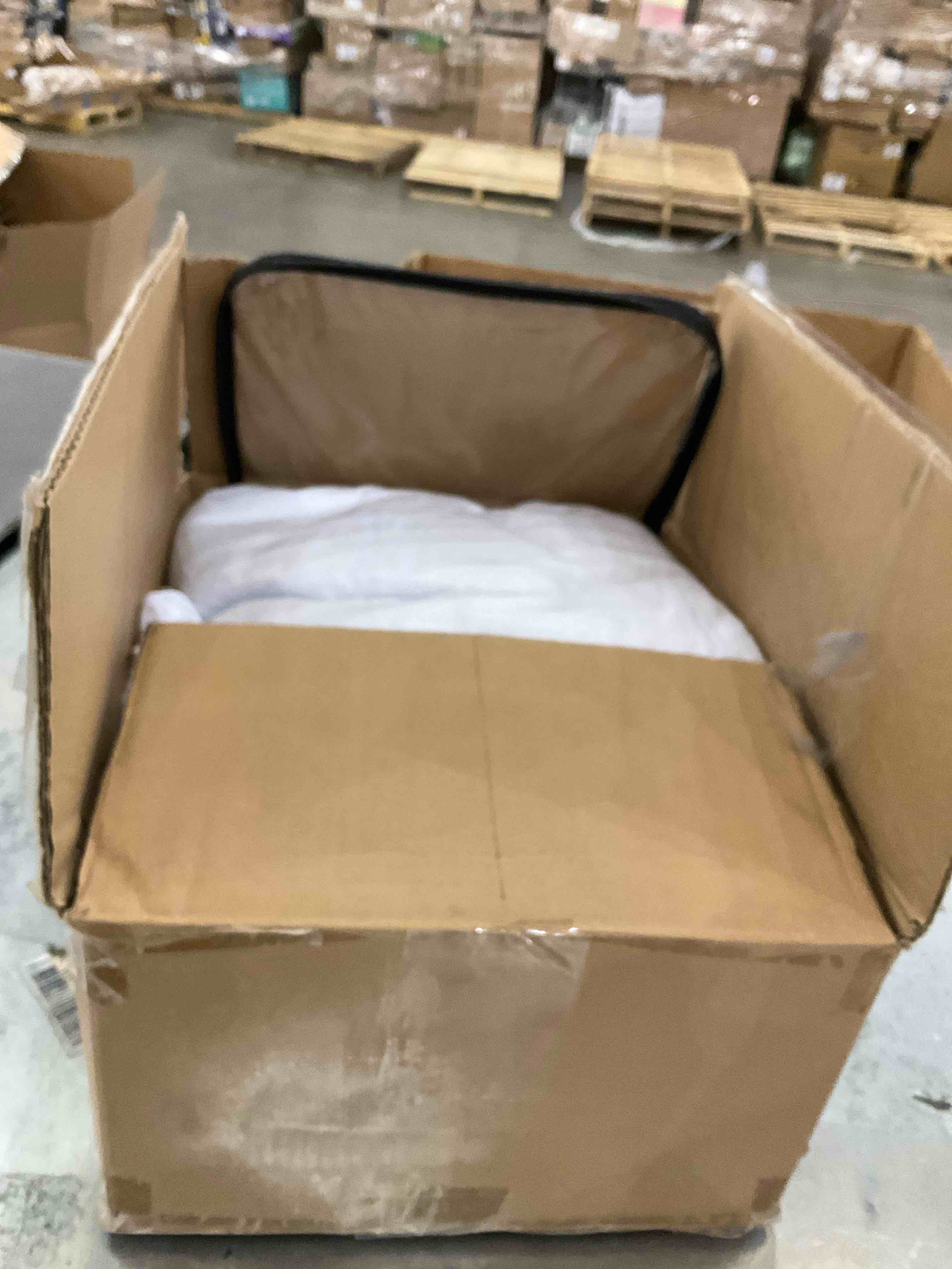 https://s3.amazonaws.com/lotting-images-prod/bidfta/PPE2574071_1745520809150.jpeg