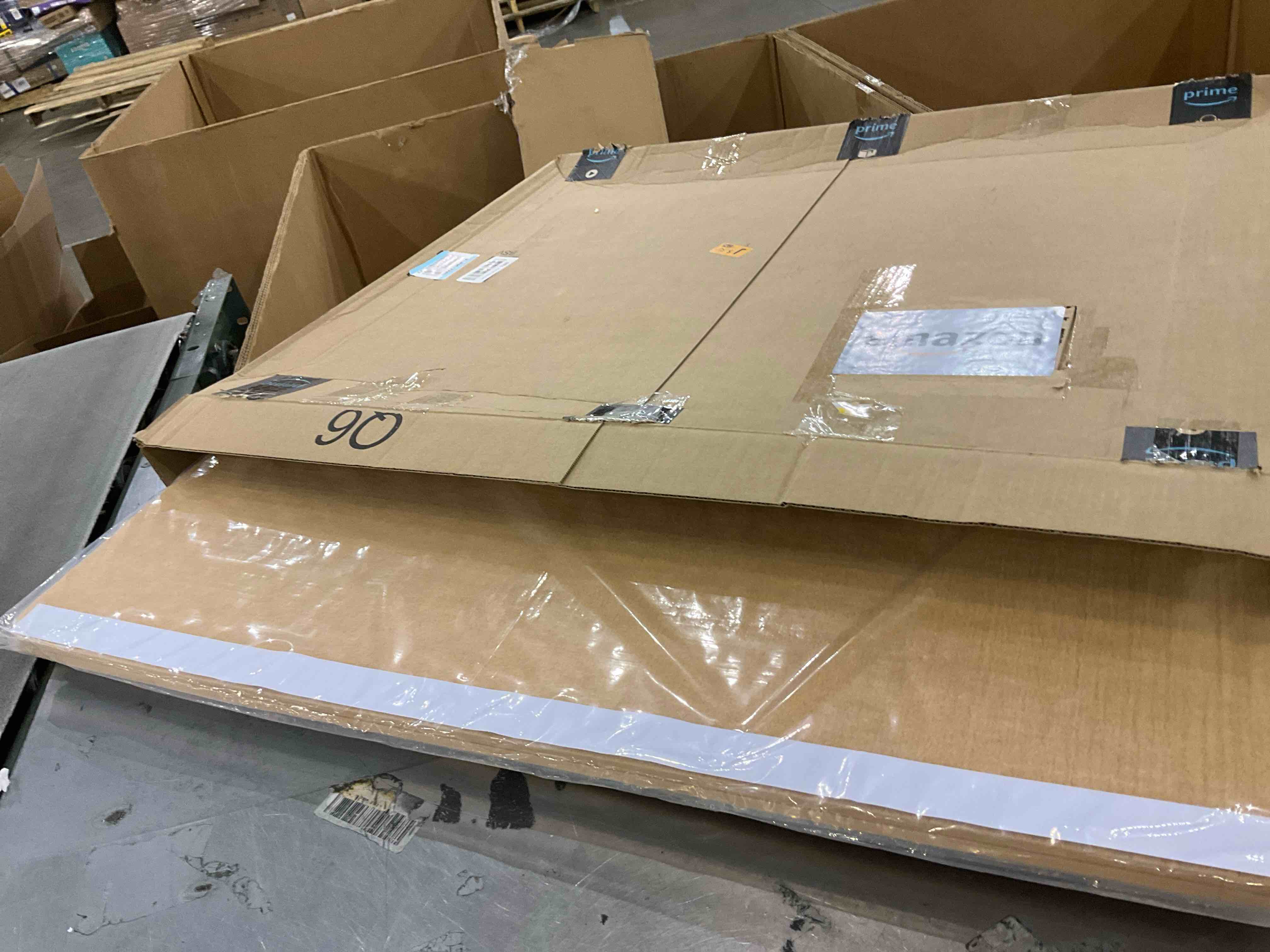 https://s3.amazonaws.com/lotting-images-prod/bidfta/PPE2574101_1745580233912.jpeg