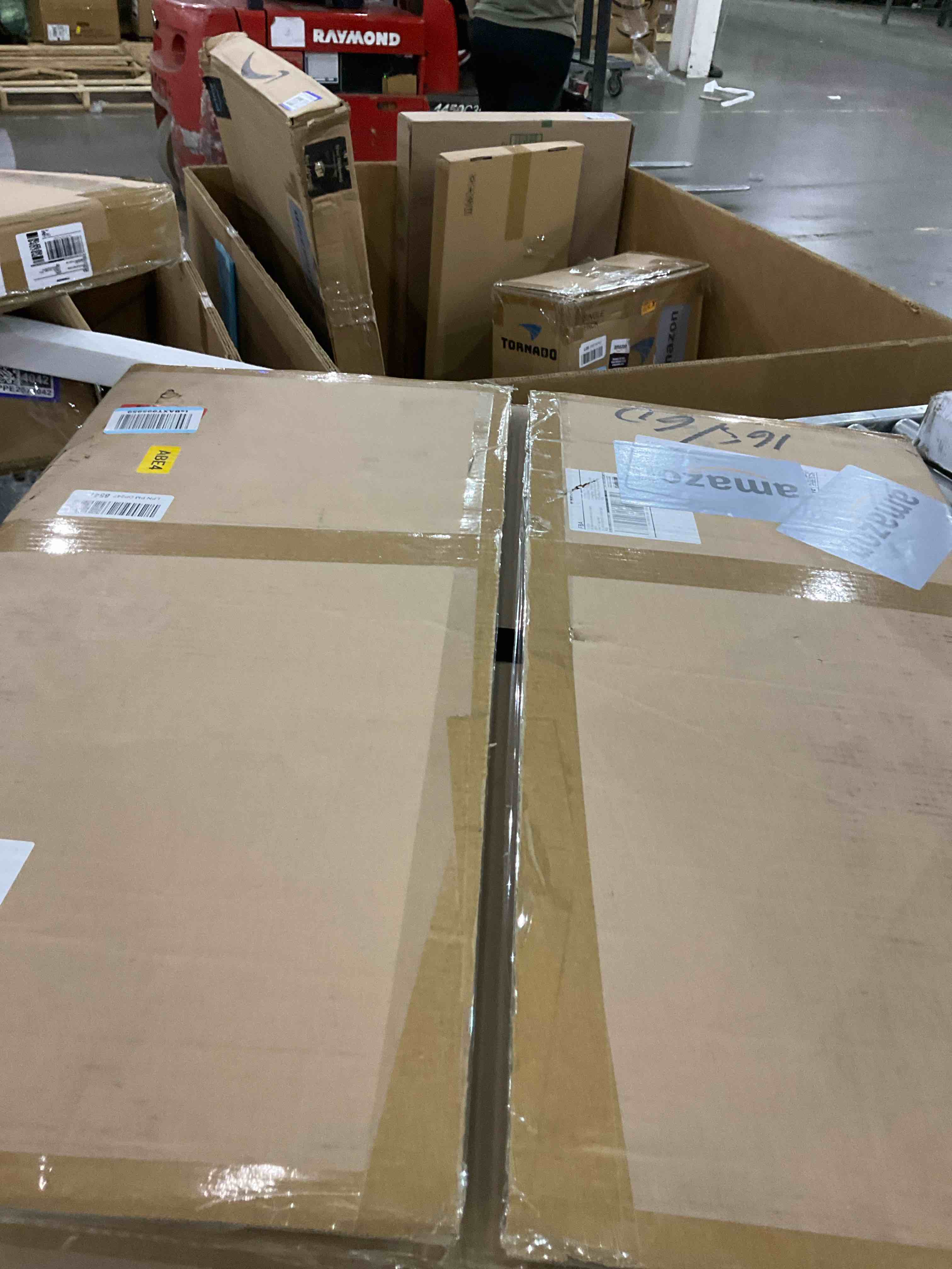 https://s3.amazonaws.com/lotting-images-prod/bidfta/PPE2574120_1745581742426.jpeg