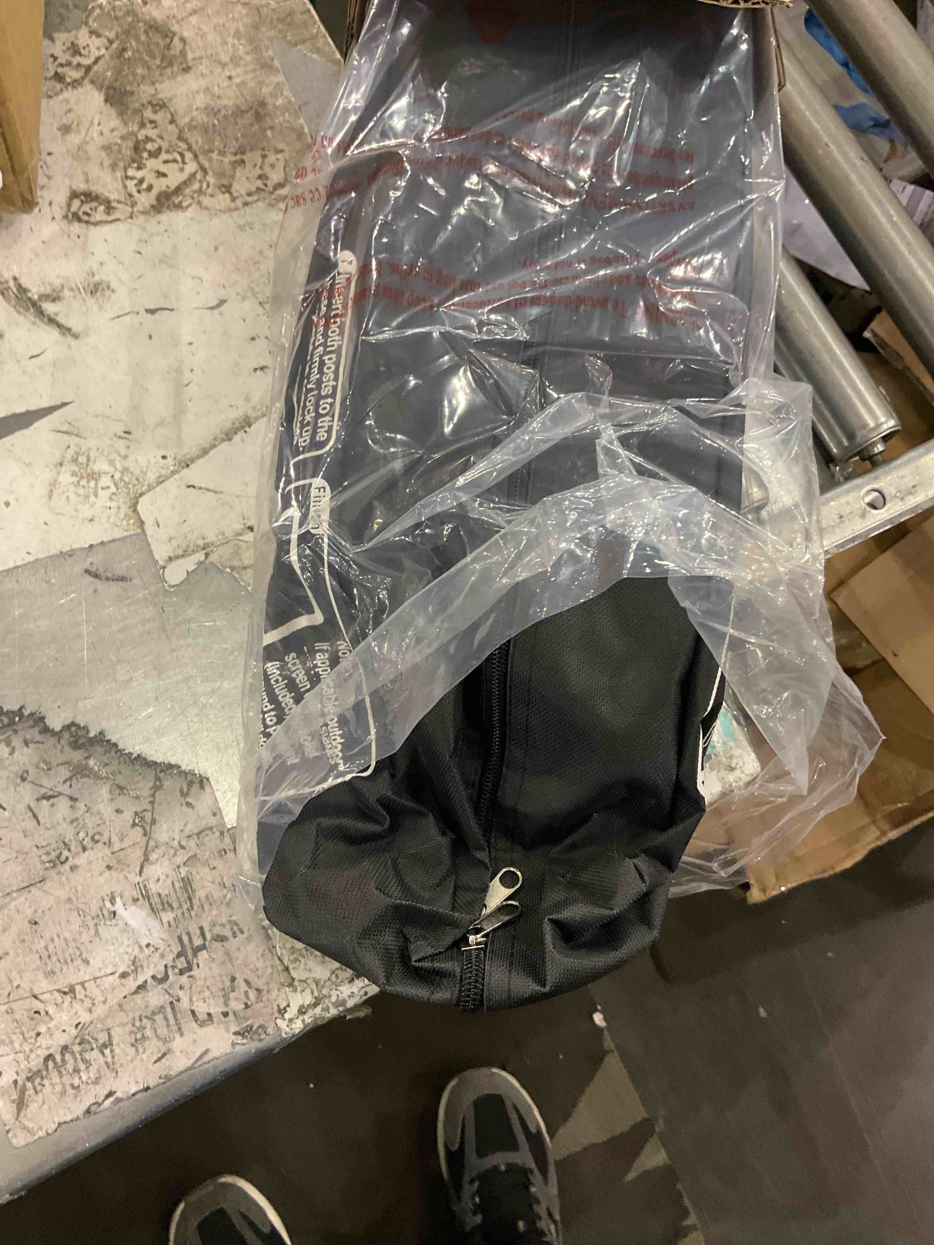 https://s3.amazonaws.com/lotting-images-prod/bidfta/PPE2574139_1745583714322.jpeg