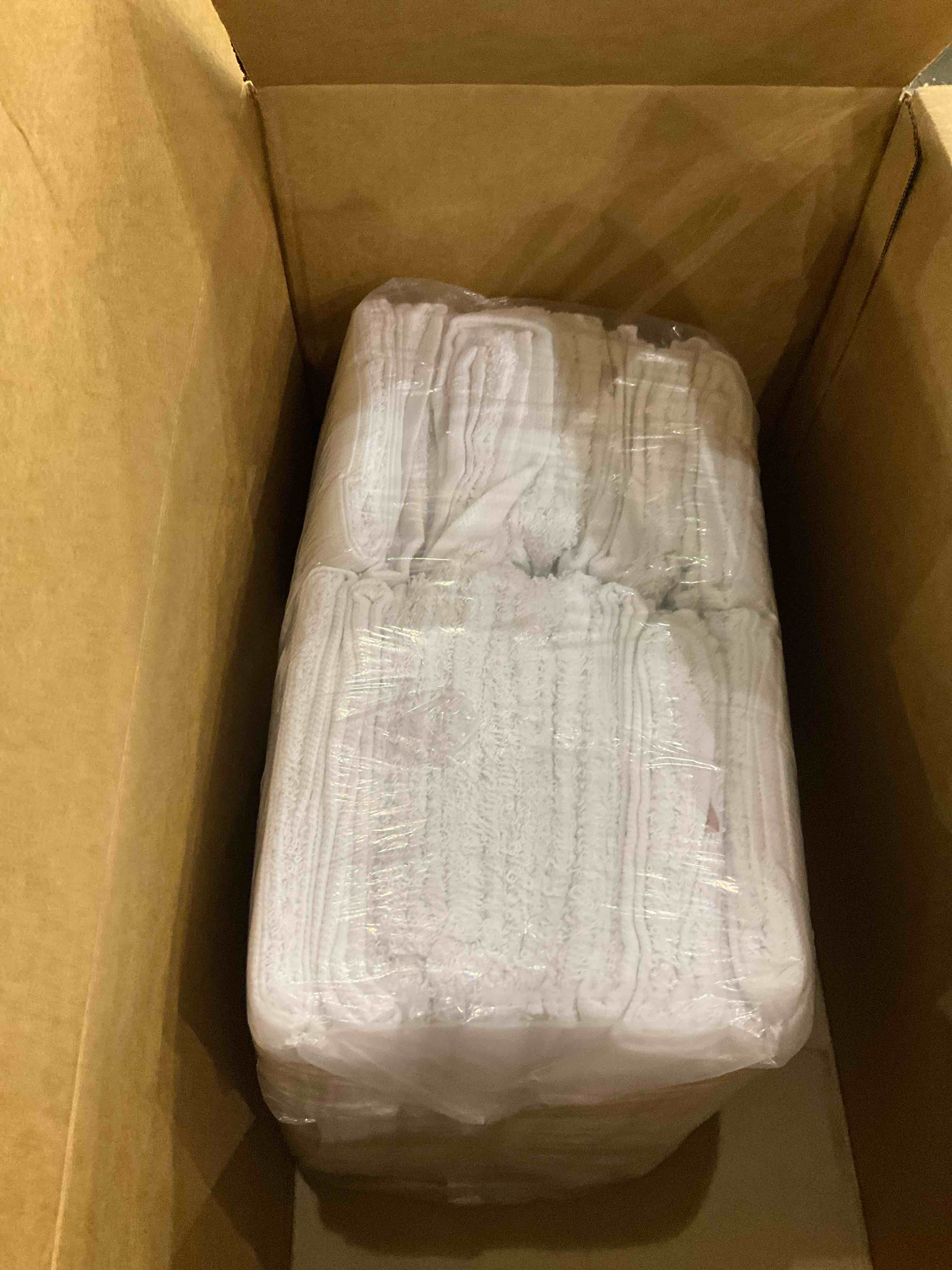 https://s3.amazonaws.com/lotting-images-prod/bidfta/PPE2574144_1745584959216.jpeg