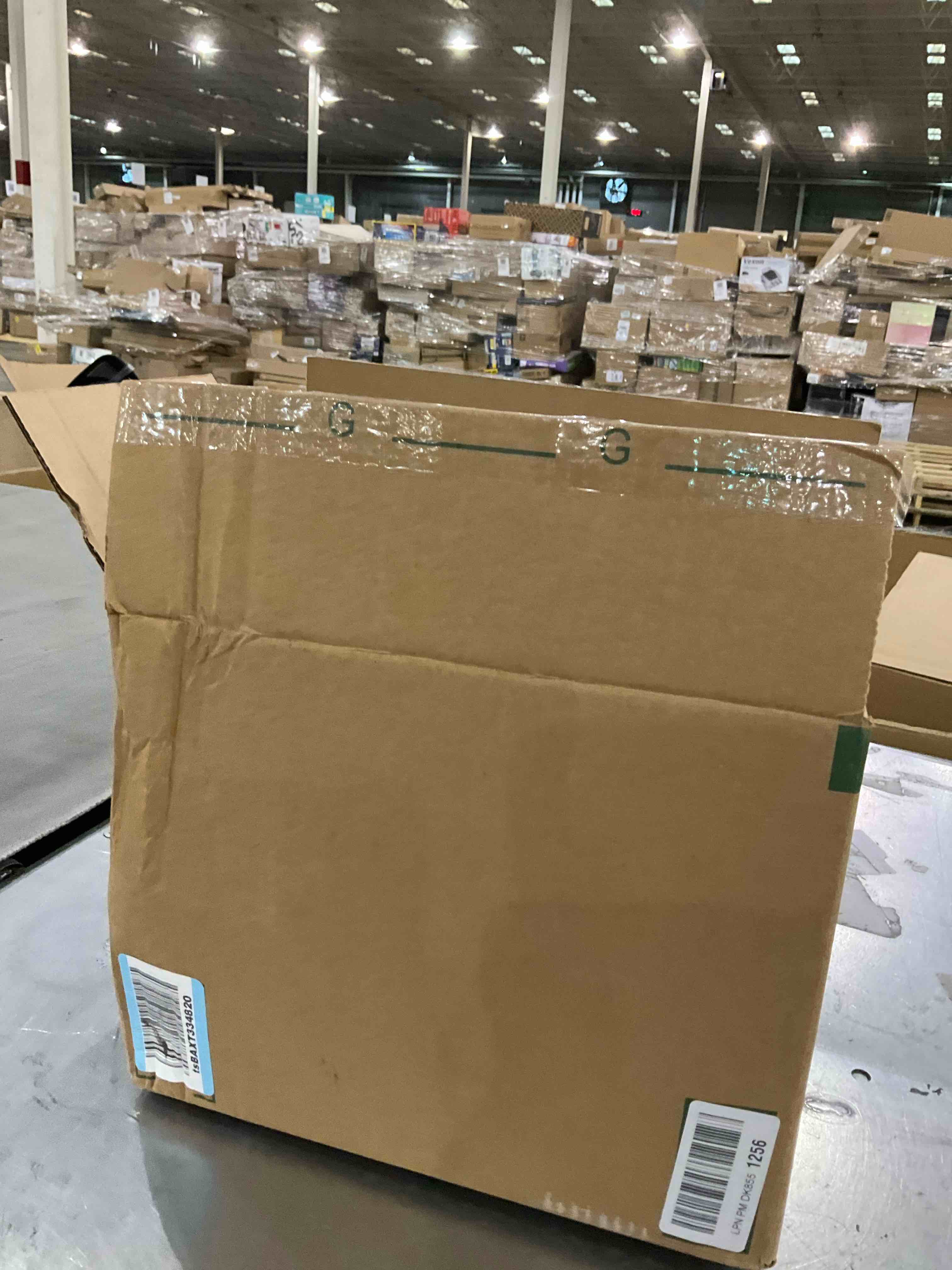https://s3.amazonaws.com/lotting-images-prod/bidfta/PPE2574196_1745583742346.jpeg
