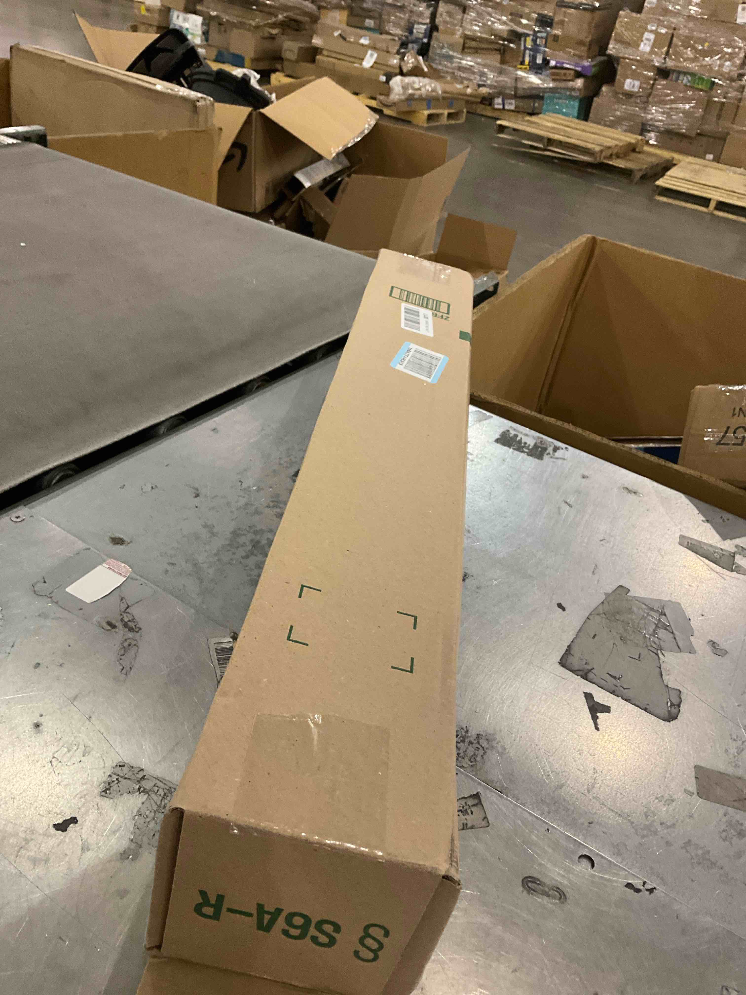 https://s3.amazonaws.com/lotting-images-prod/bidfta/PPE2574241_1745587870344.jpeg