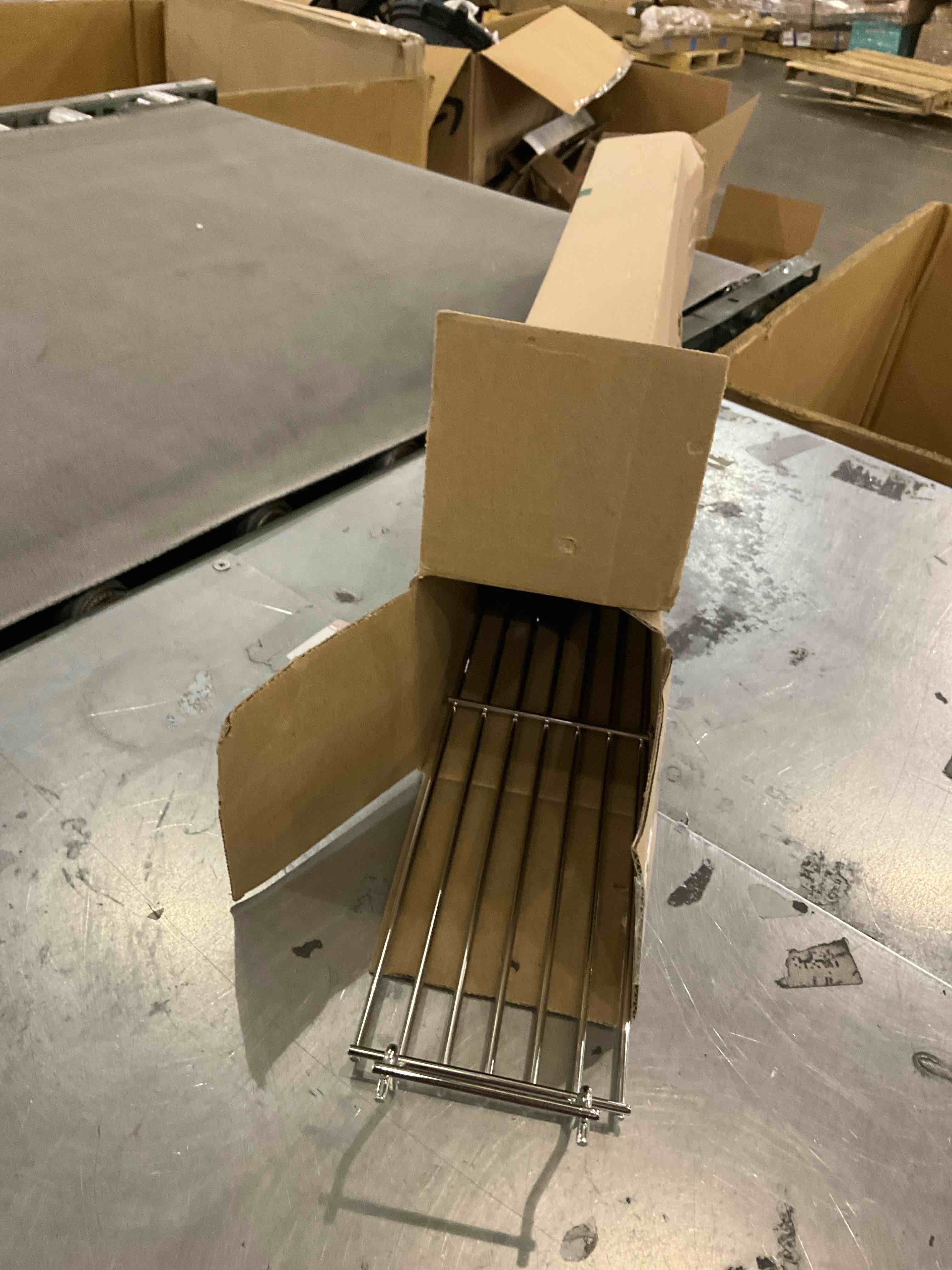 https://s3.amazonaws.com/lotting-images-prod/bidfta/PPE2574241_1745587880385.jpeg