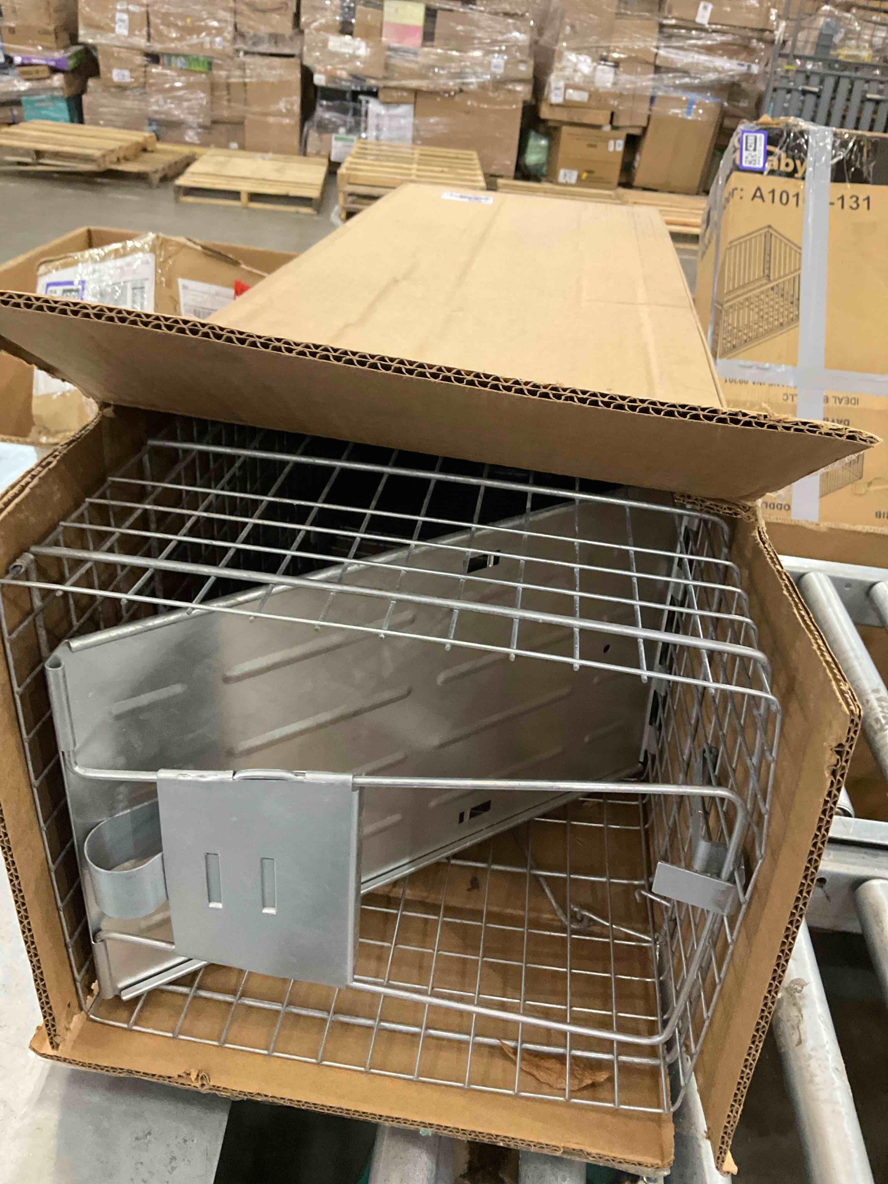 https://s3.amazonaws.com/lotting-images-prod/bidfta/PPE2574312_1745591397930.jpeg