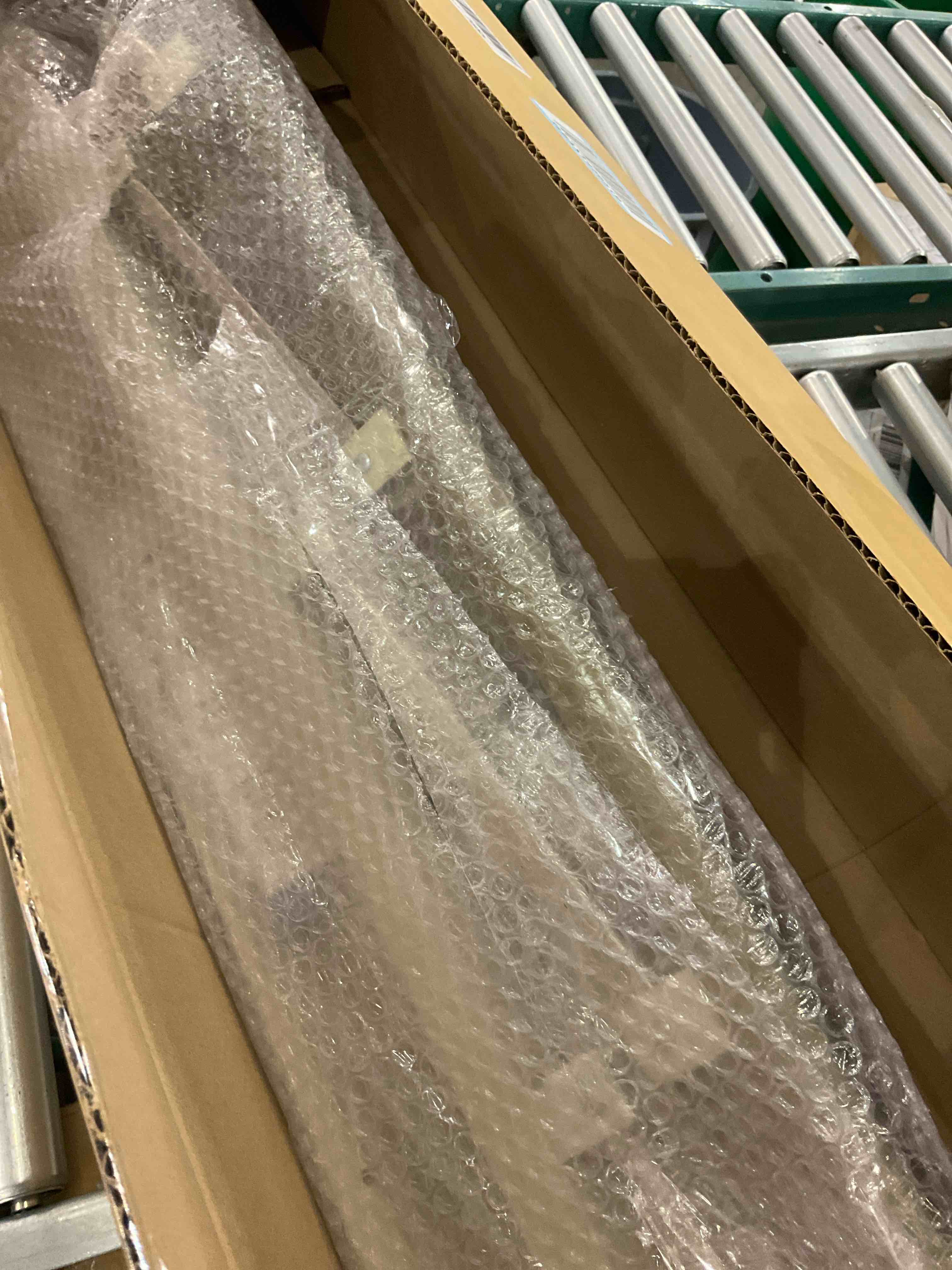 https://s3.amazonaws.com/lotting-images-prod/bidfta/PPE2574410_1745600745723.jpeg