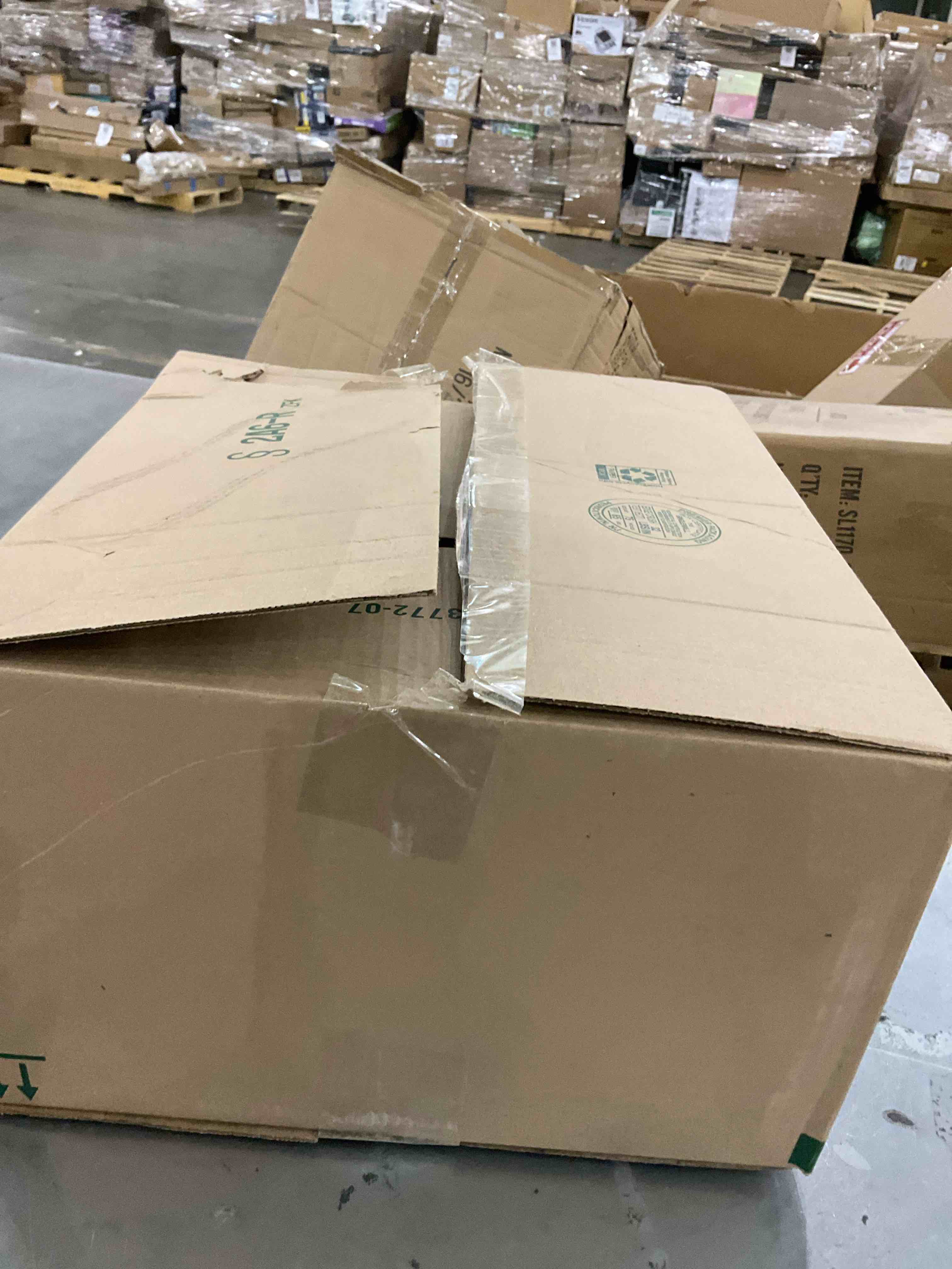https://s3.amazonaws.com/lotting-images-prod/bidfta/PPE2574418_1745605510739.jpeg