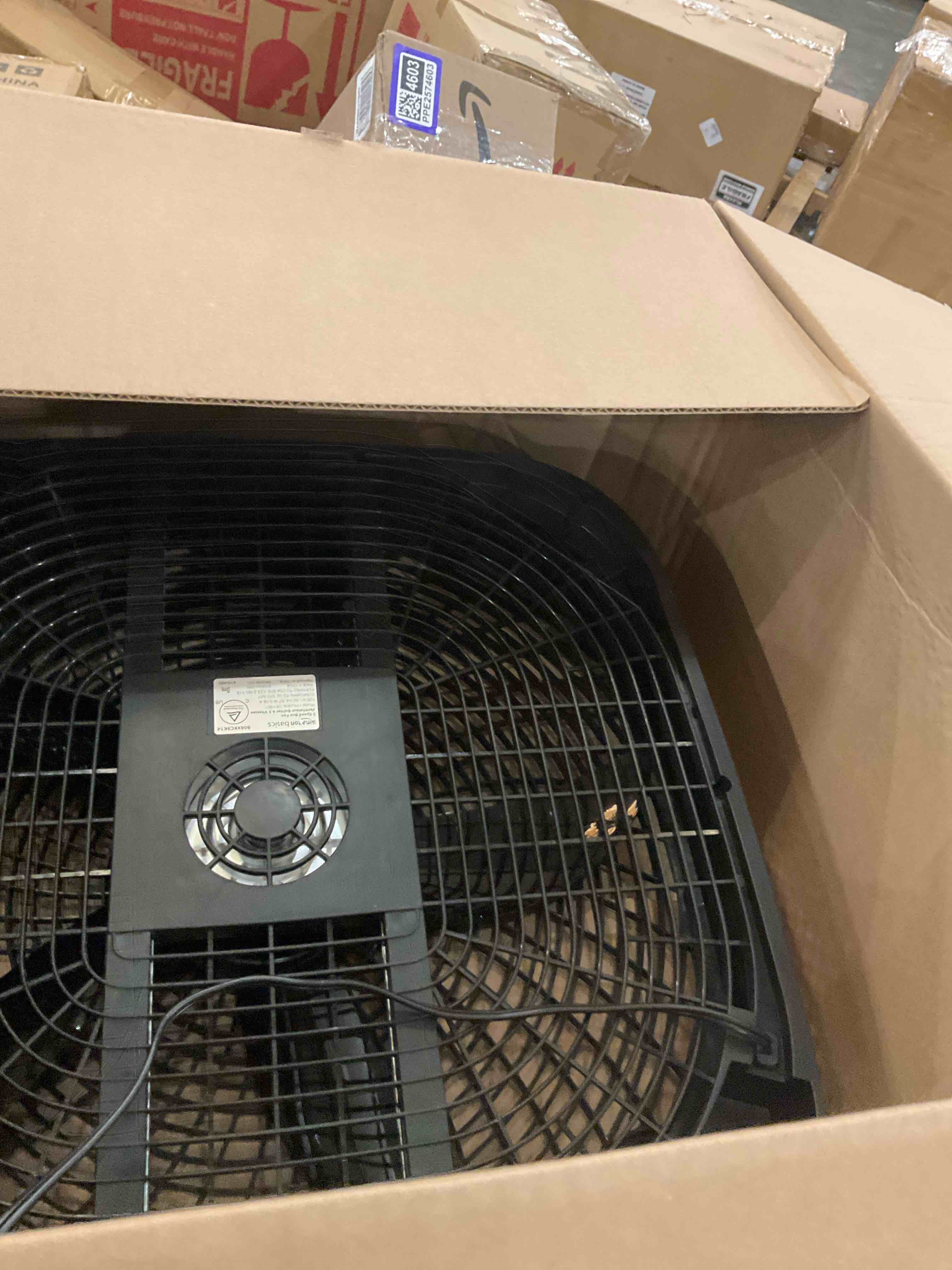 https://s3.amazonaws.com/lotting-images-prod/bidfta/PPE2574523_1745851280152.jpeg