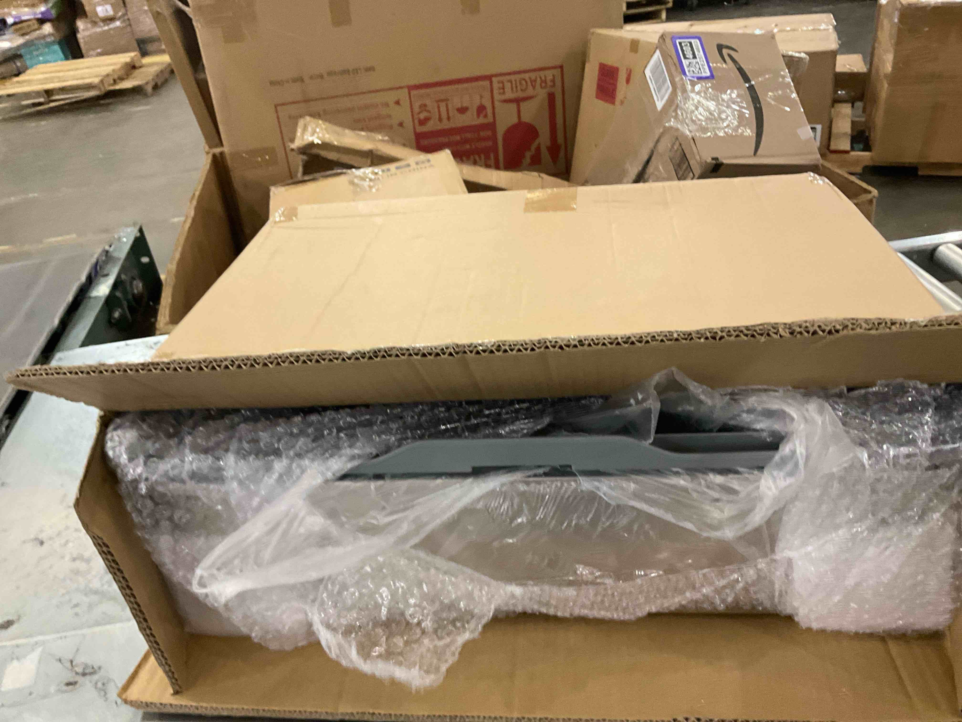 https://s3.amazonaws.com/lotting-images-prod/bidfta/PPE2574700_1745851201098.jpeg