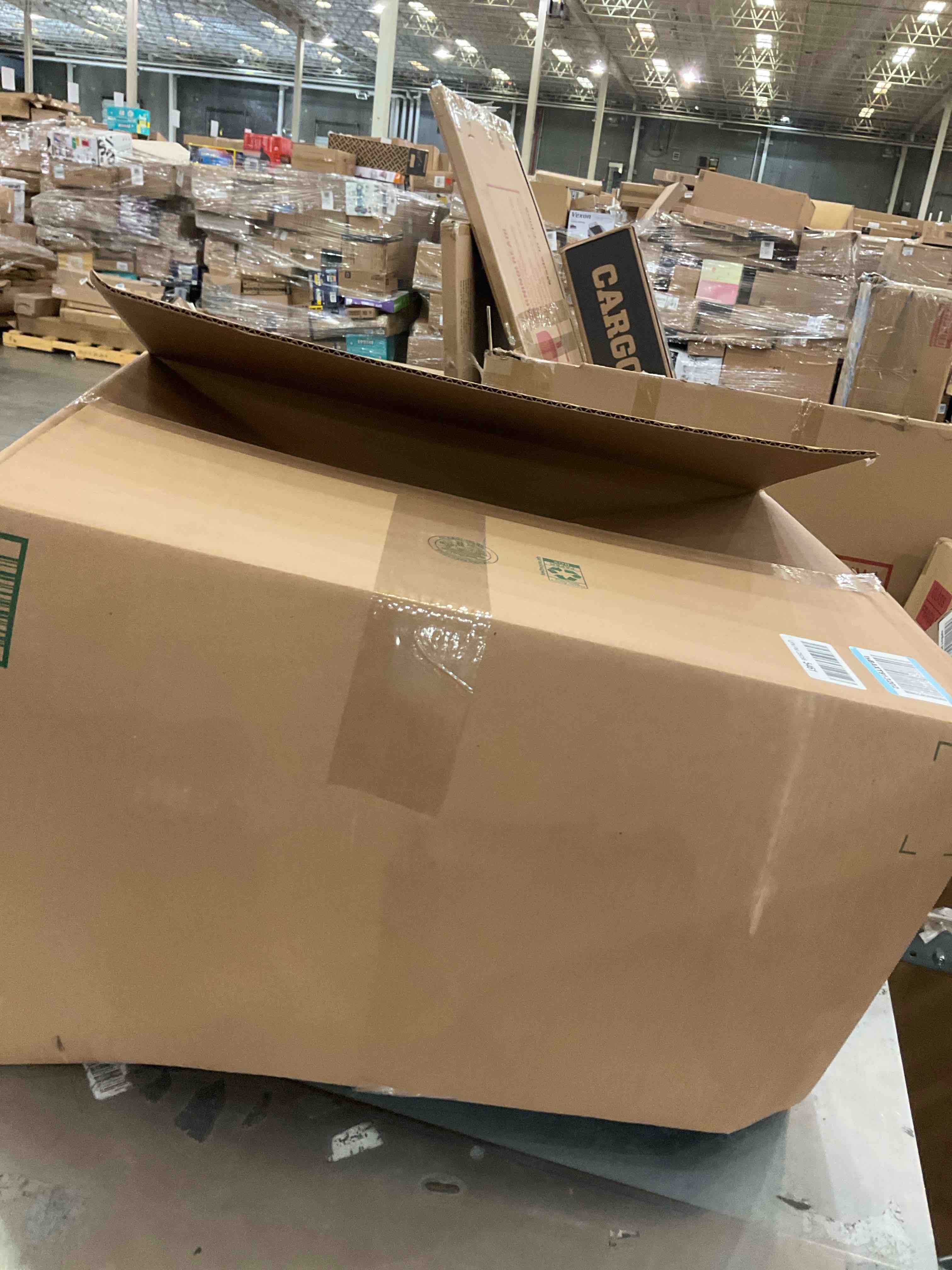 https://s3.amazonaws.com/lotting-images-prod/bidfta/PPE2574701_1745851118982.jpeg