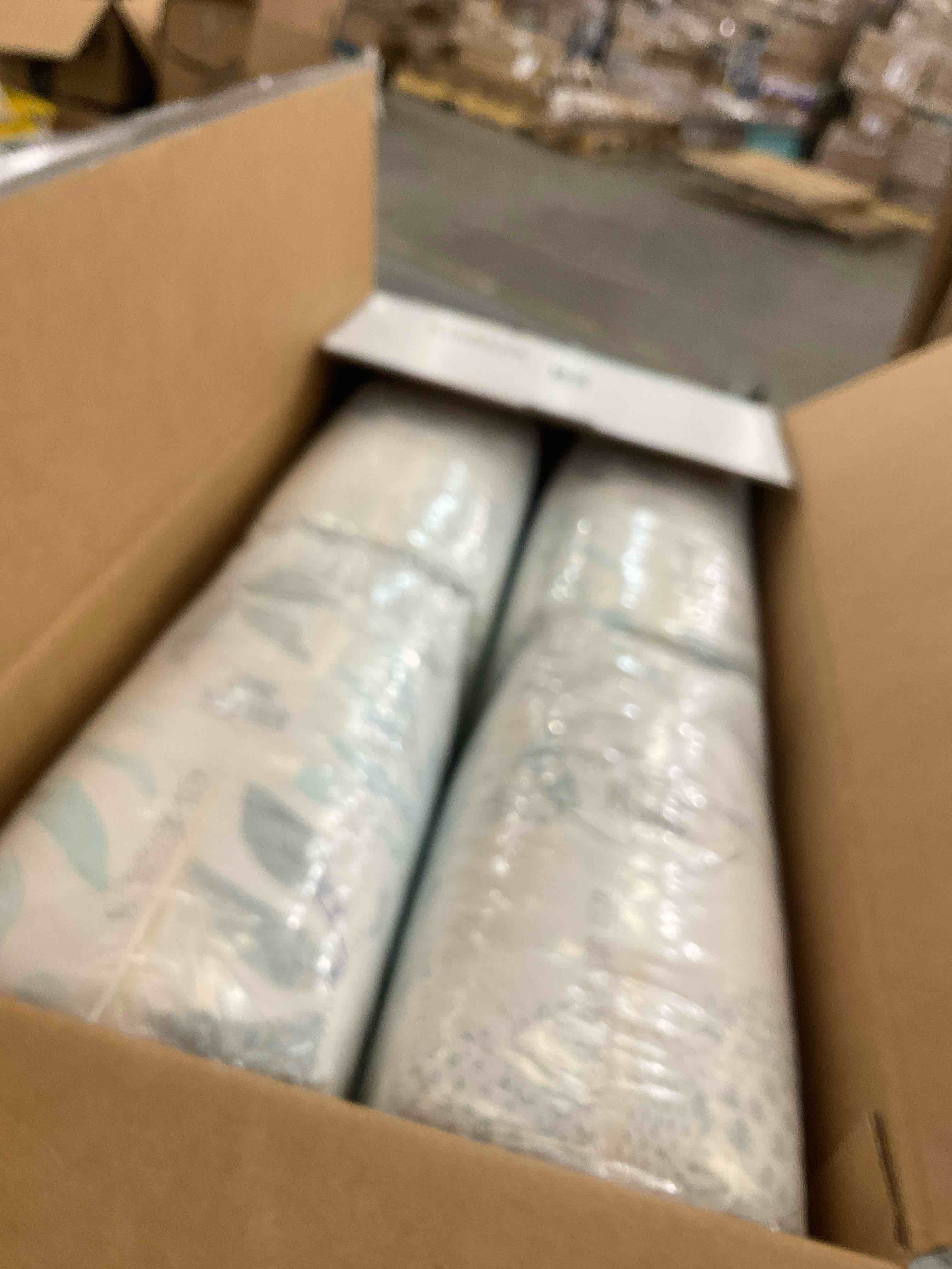 https://s3.amazonaws.com/lotting-images-prod/bidfta/PPE2574824_1745854602683.jpeg