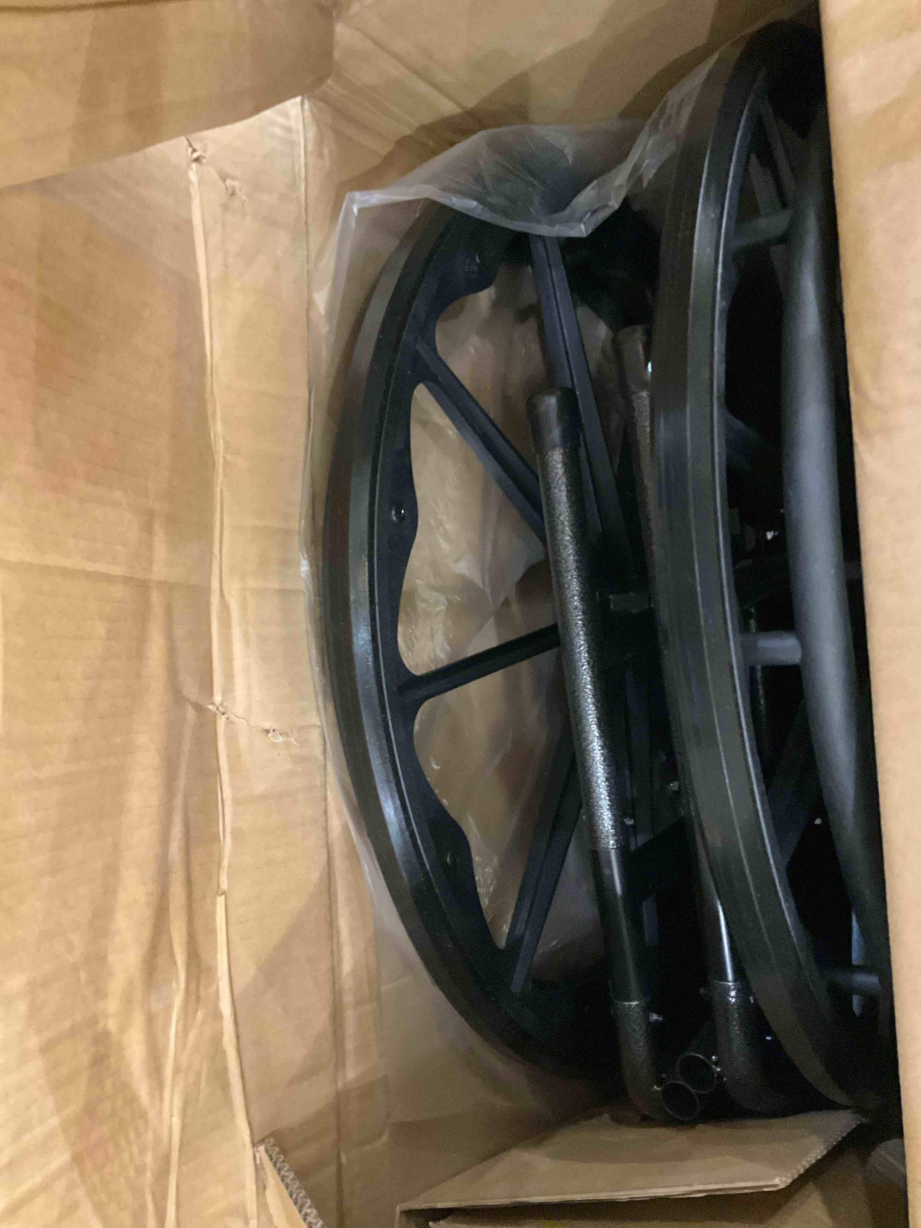 https://s3.amazonaws.com/lotting-images-prod/bidfta/PPE2574878_1745853741606.jpeg