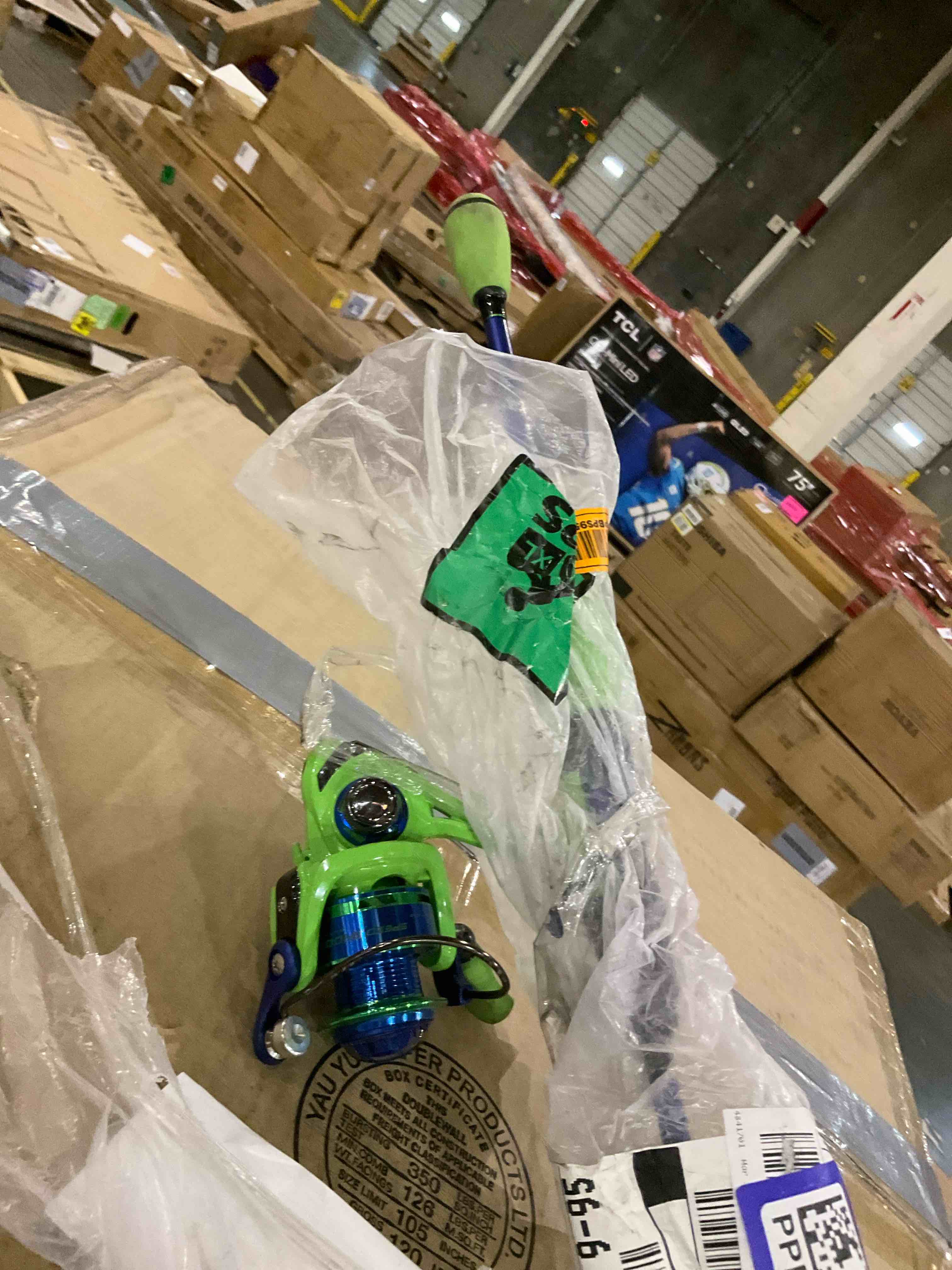 https://s3.amazonaws.com/lotting-images-prod/bidfta/PPE2575165_1744894029924.jpeg