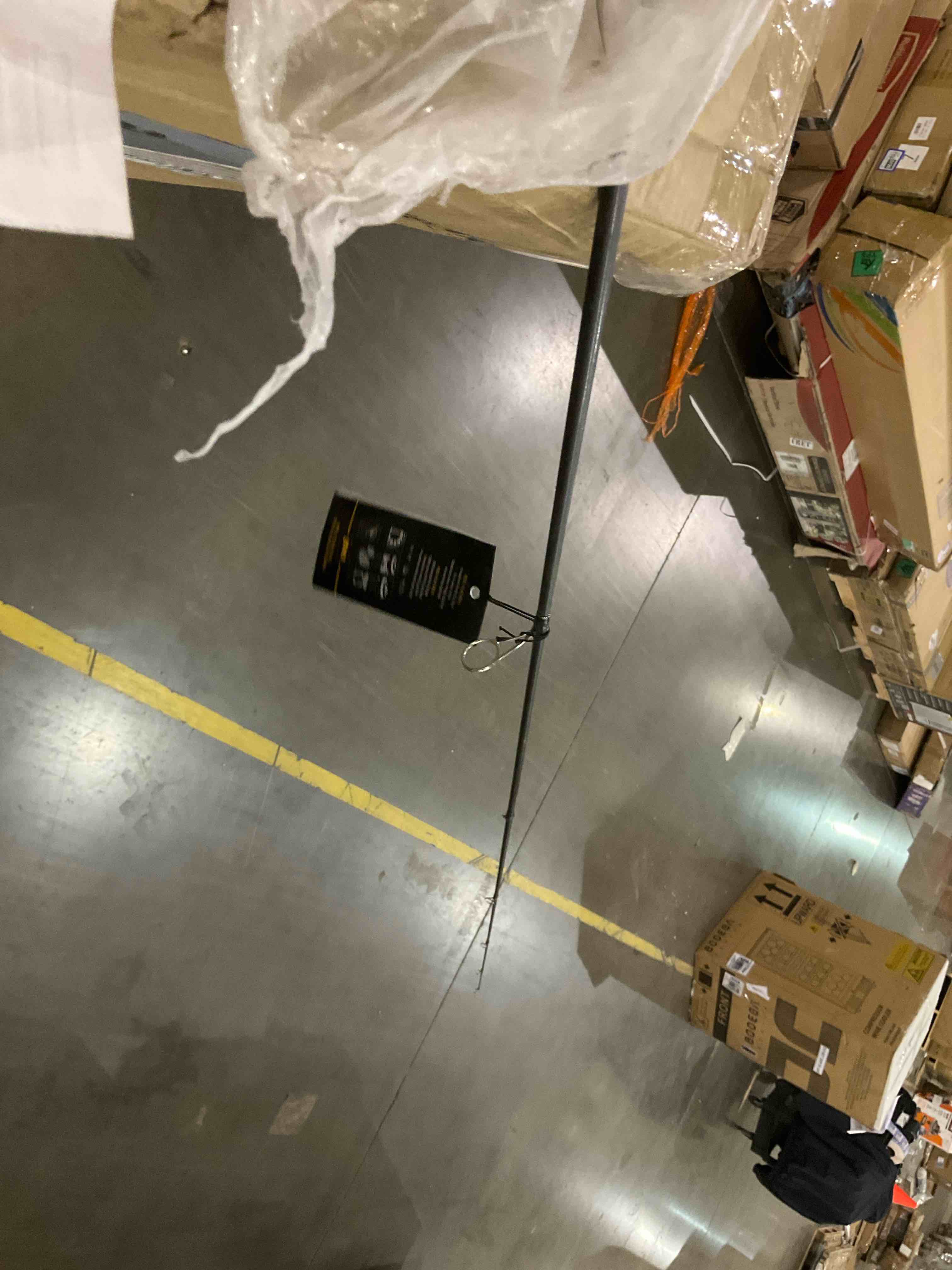 https://s3.amazonaws.com/lotting-images-prod/bidfta/PPE2575165_1744894032732.jpeg