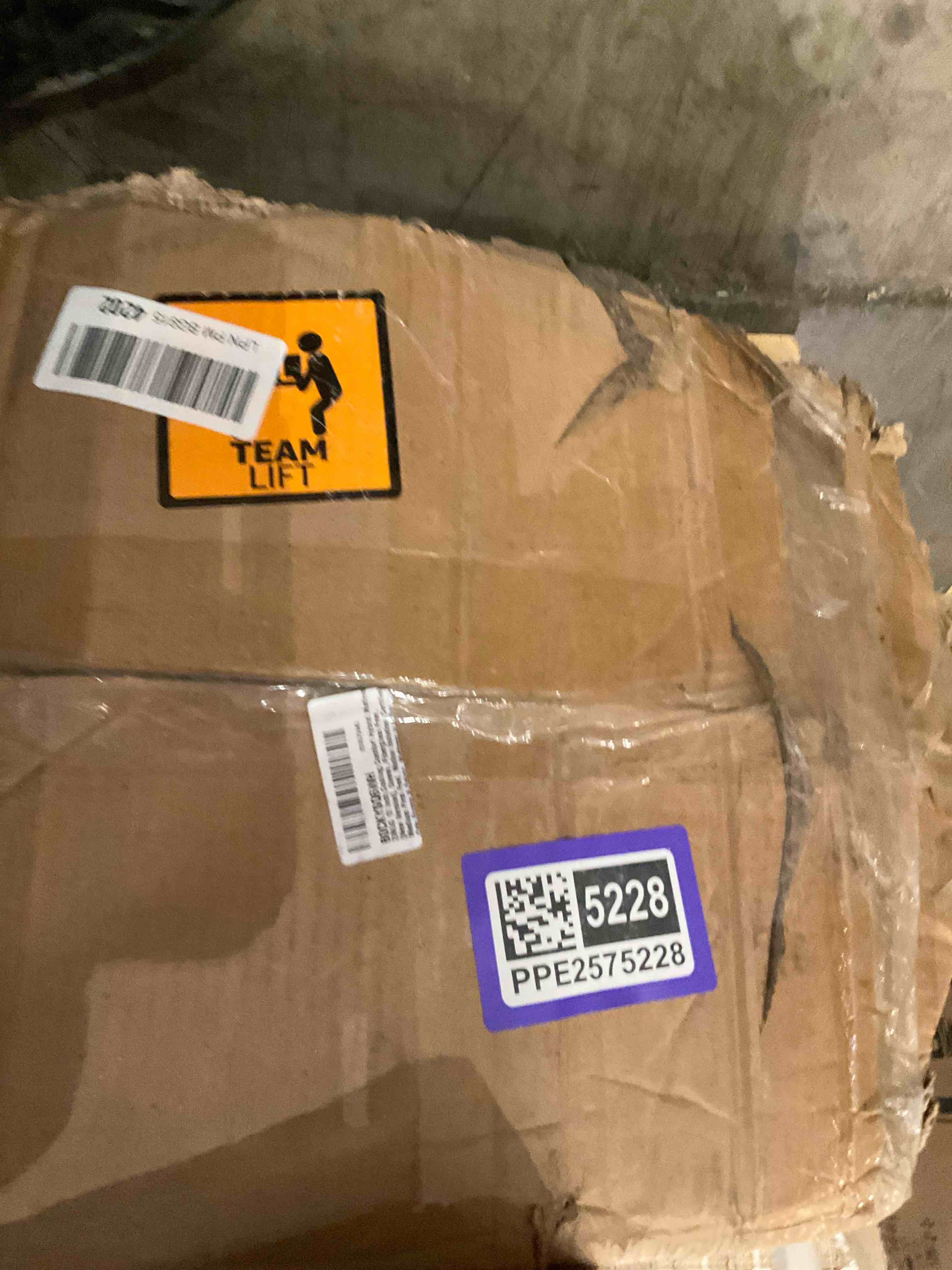 https://s3.amazonaws.com/lotting-images-prod/bidfta/PPE2575228_1744901849069.jpeg