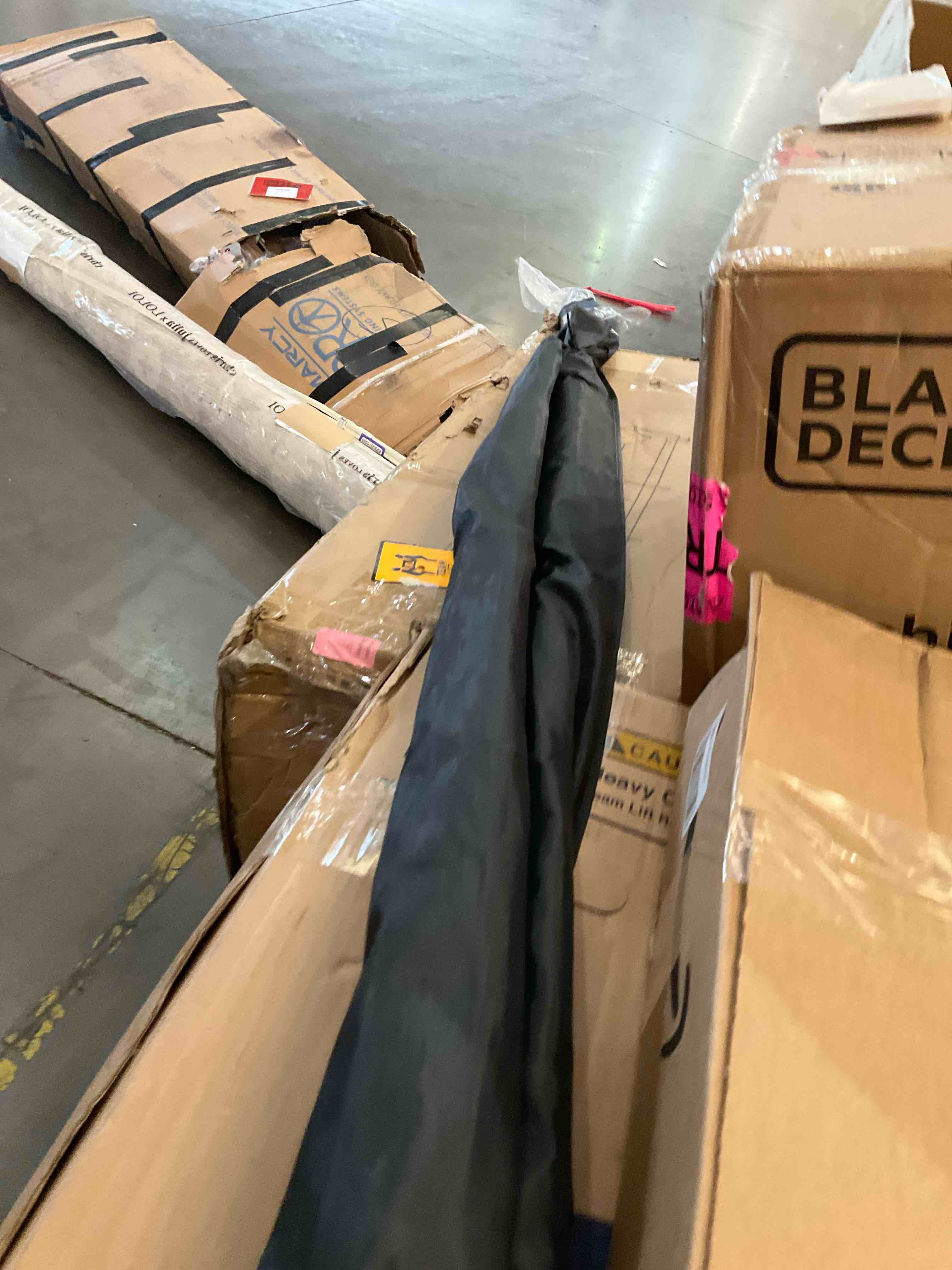 https://s3.amazonaws.com/lotting-images-prod/bidfta/PPE2575570_1744988838138.jpeg