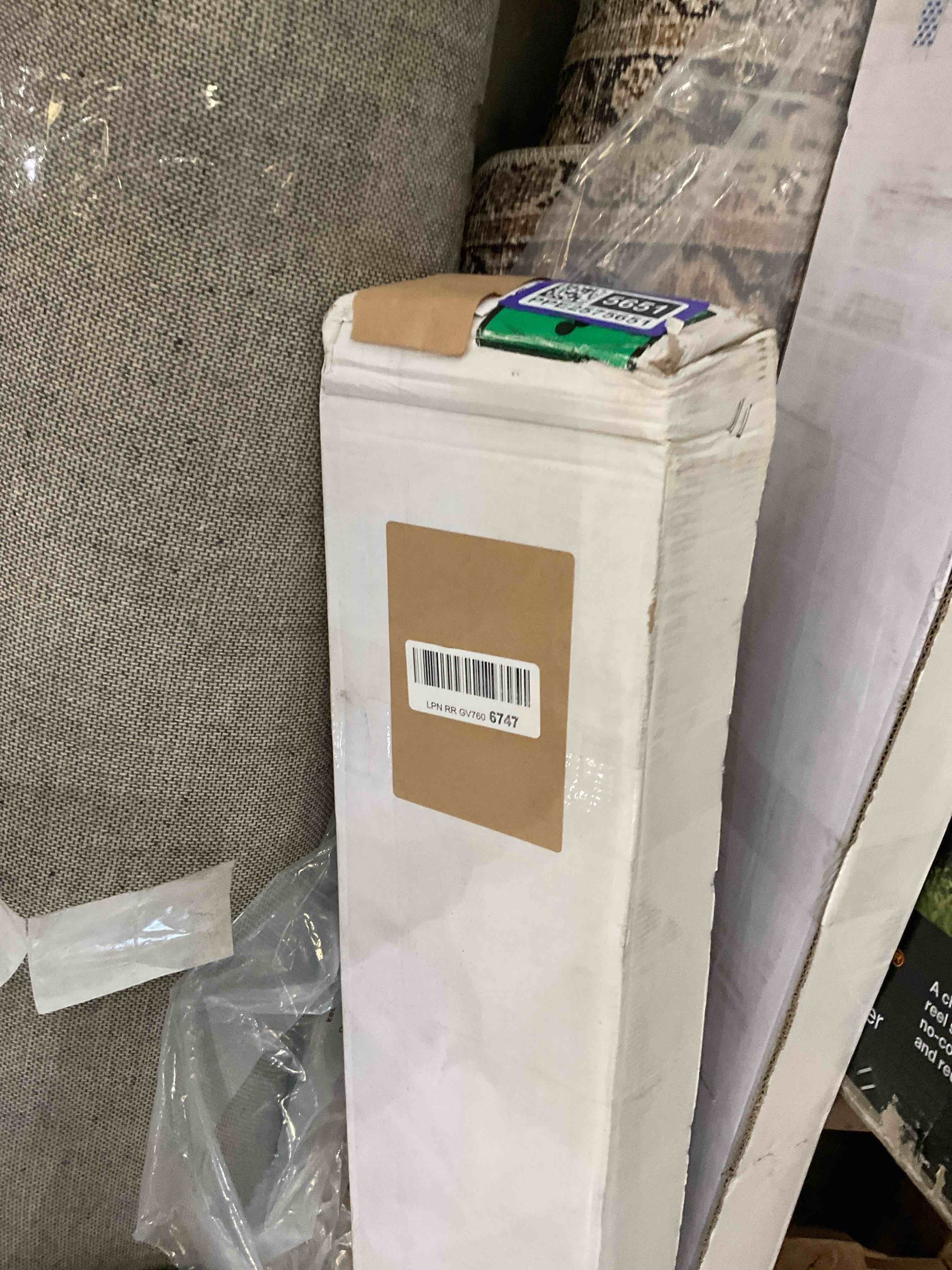 https://s3.amazonaws.com/lotting-images-prod/bidfta/PPE2575654_1745001428644.jpeg