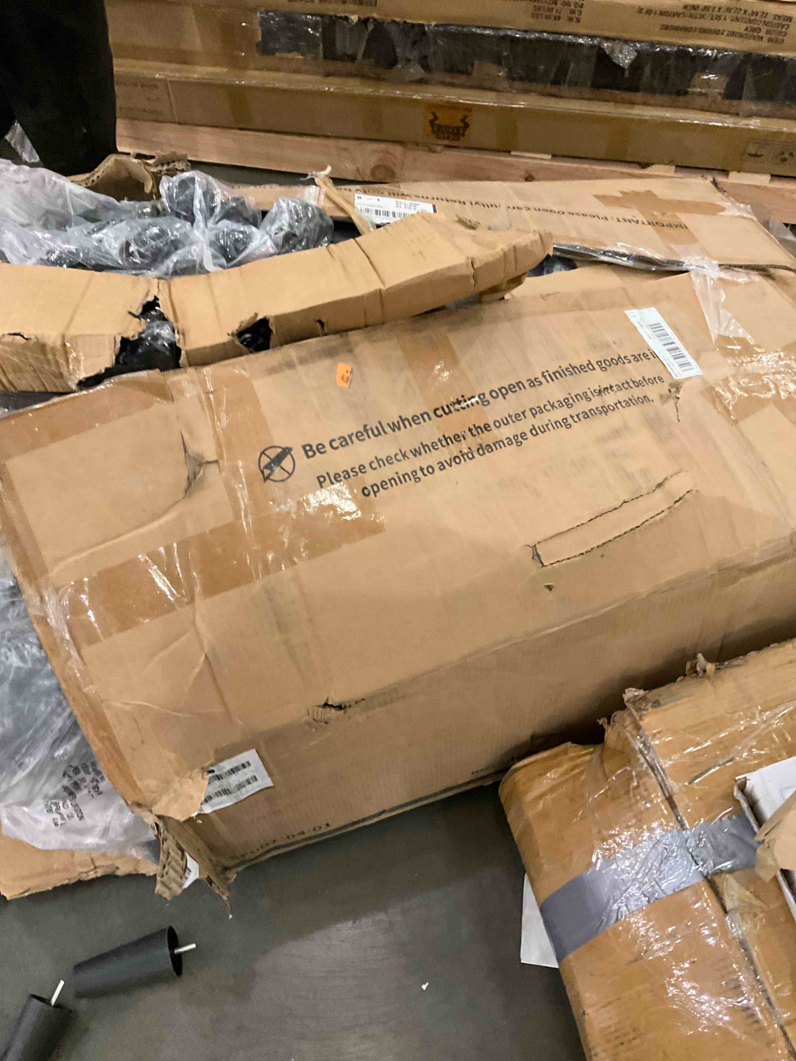 https://s3.amazonaws.com/lotting-images-prod/bidfta/PPE2576443_1745593848159.jpeg