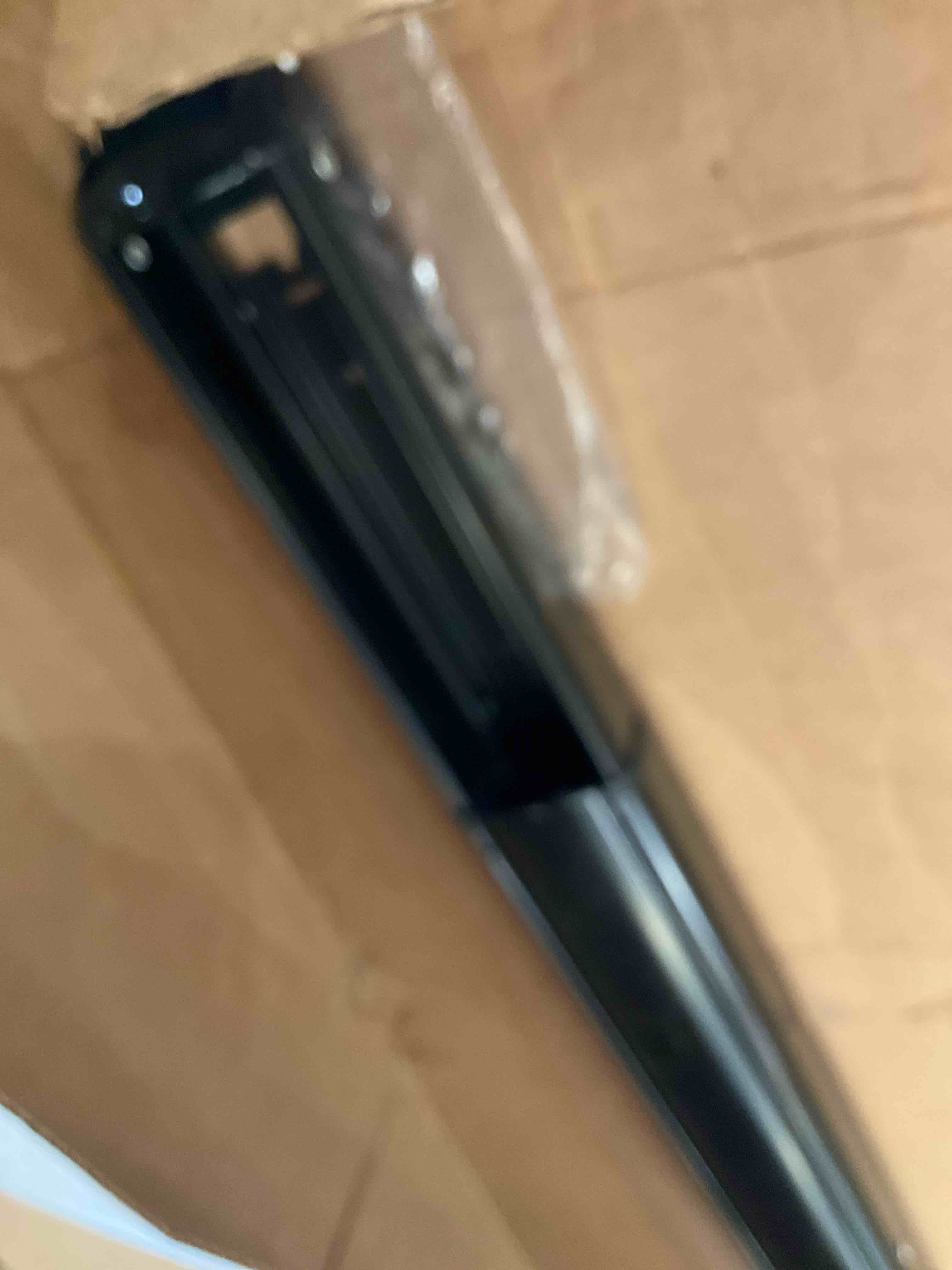 https://s3.amazonaws.com/lotting-images-prod/bidfta/PPE2576742_1745851818443.jpeg