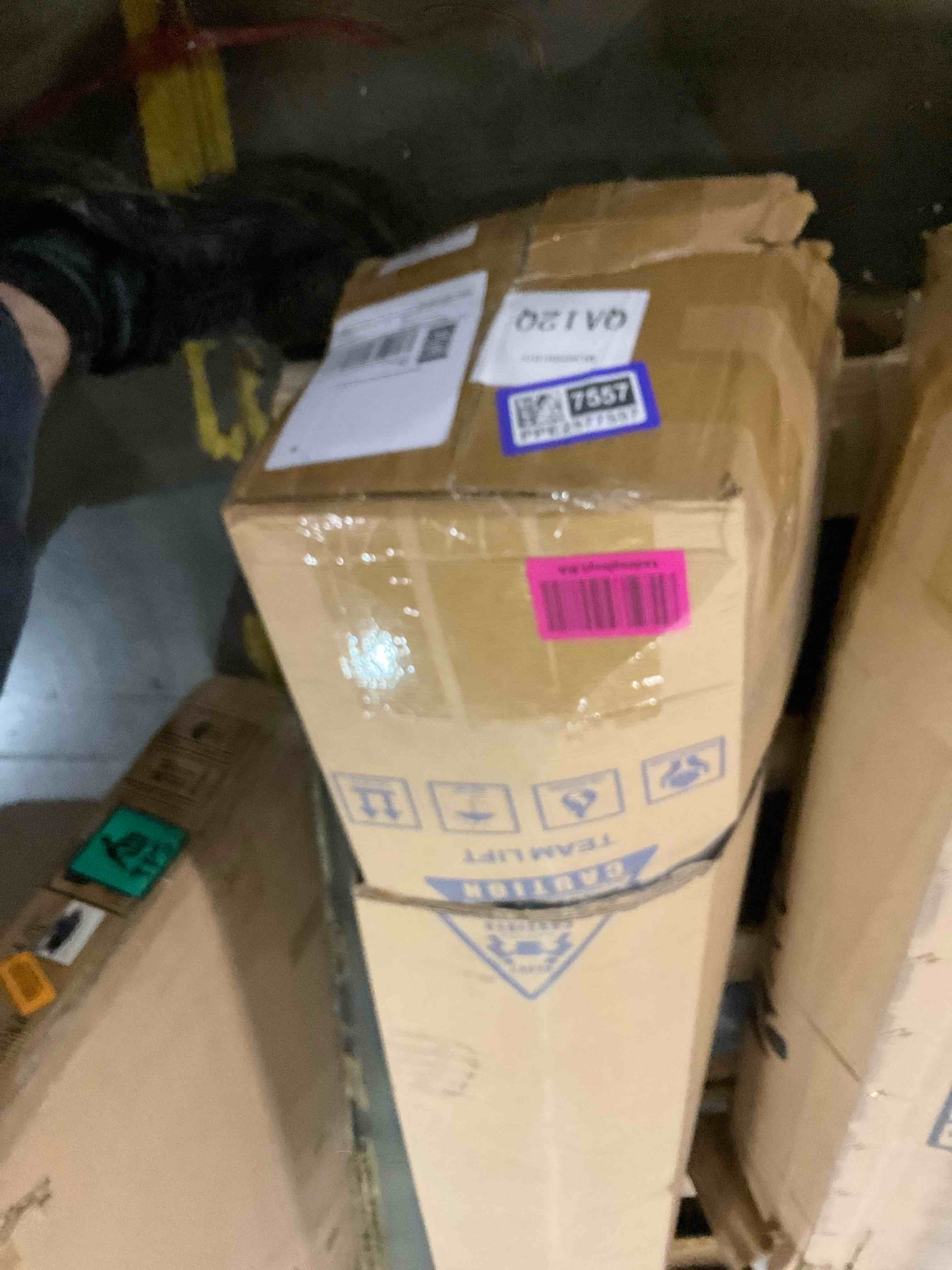 https://s3.amazonaws.com/lotting-images-prod/bidfta/PPE2577557_1746464917262.jpeg