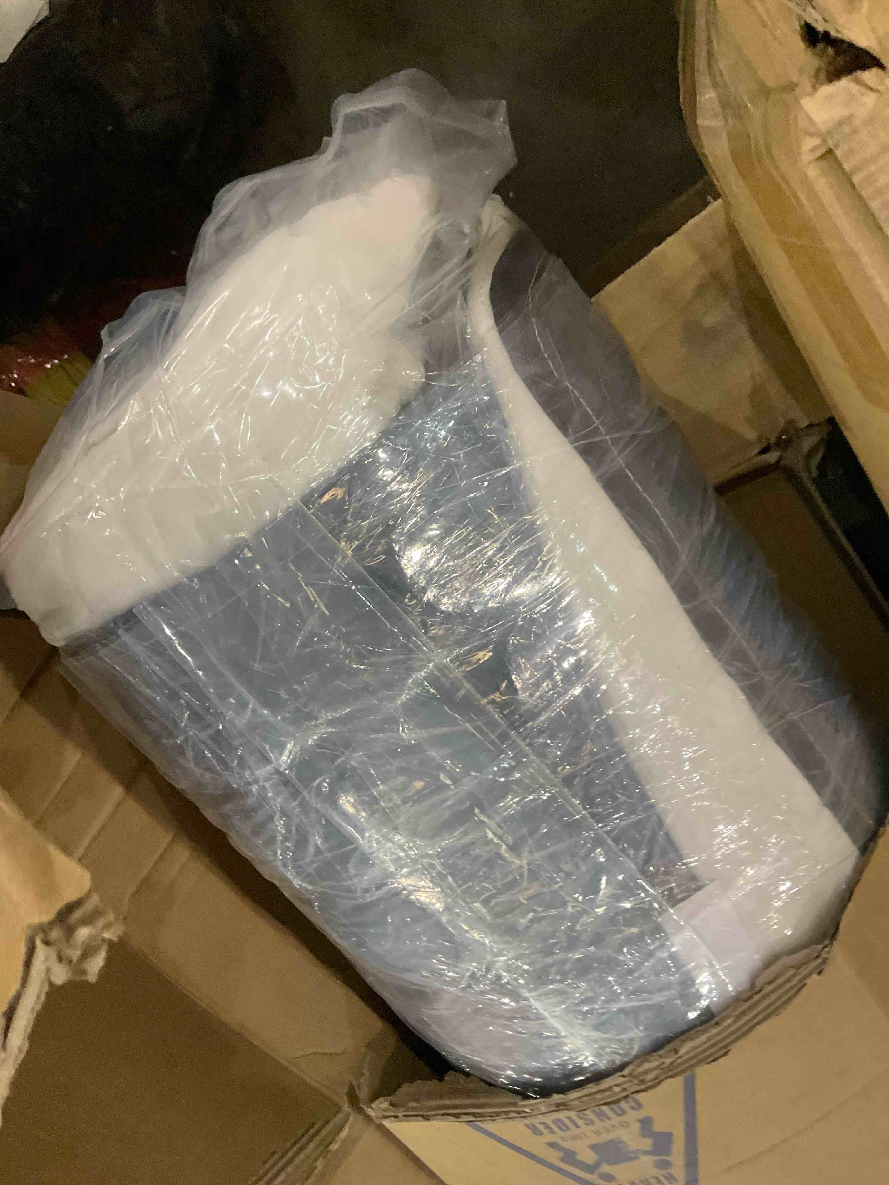 https://s3.amazonaws.com/lotting-images-prod/bidfta/PPE2577557_1746464922477.jpeg