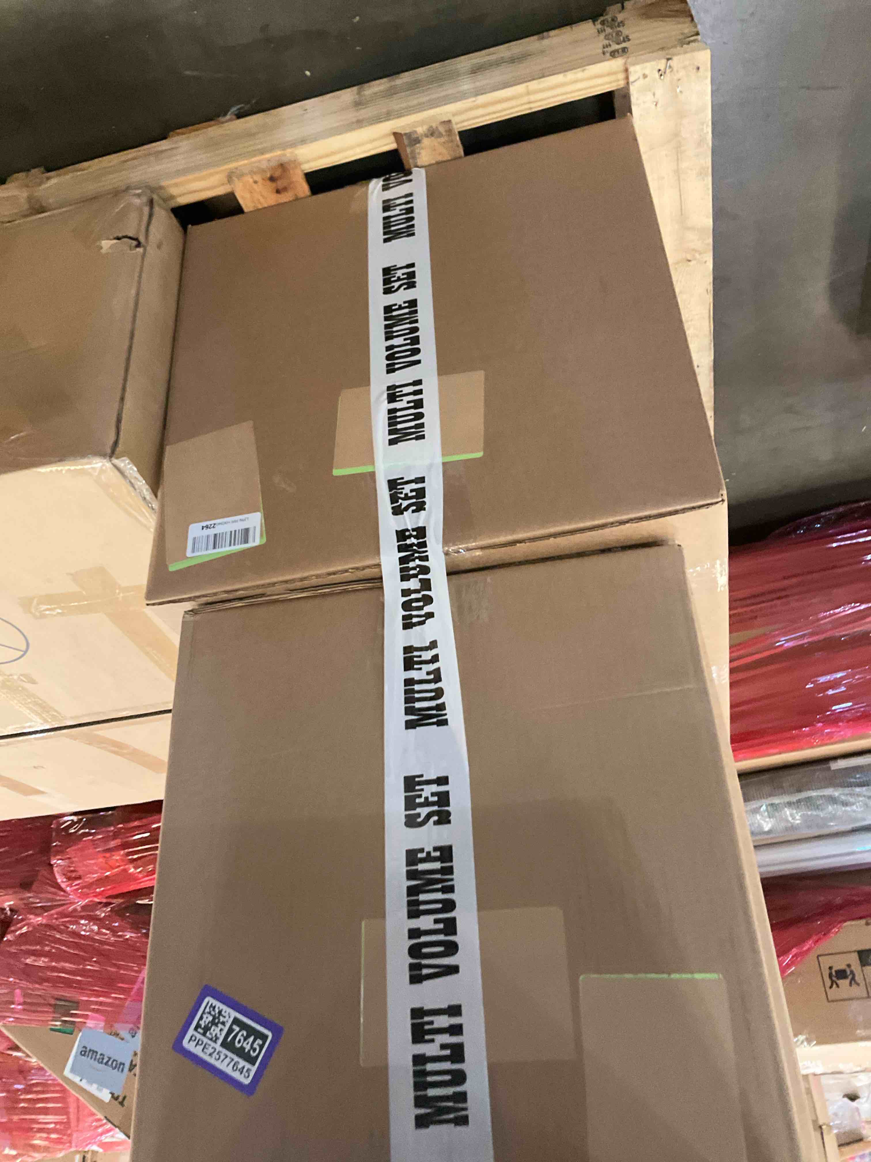https://s3.amazonaws.com/lotting-images-prod/bidfta/PPE2577645_1746549363851.jpeg