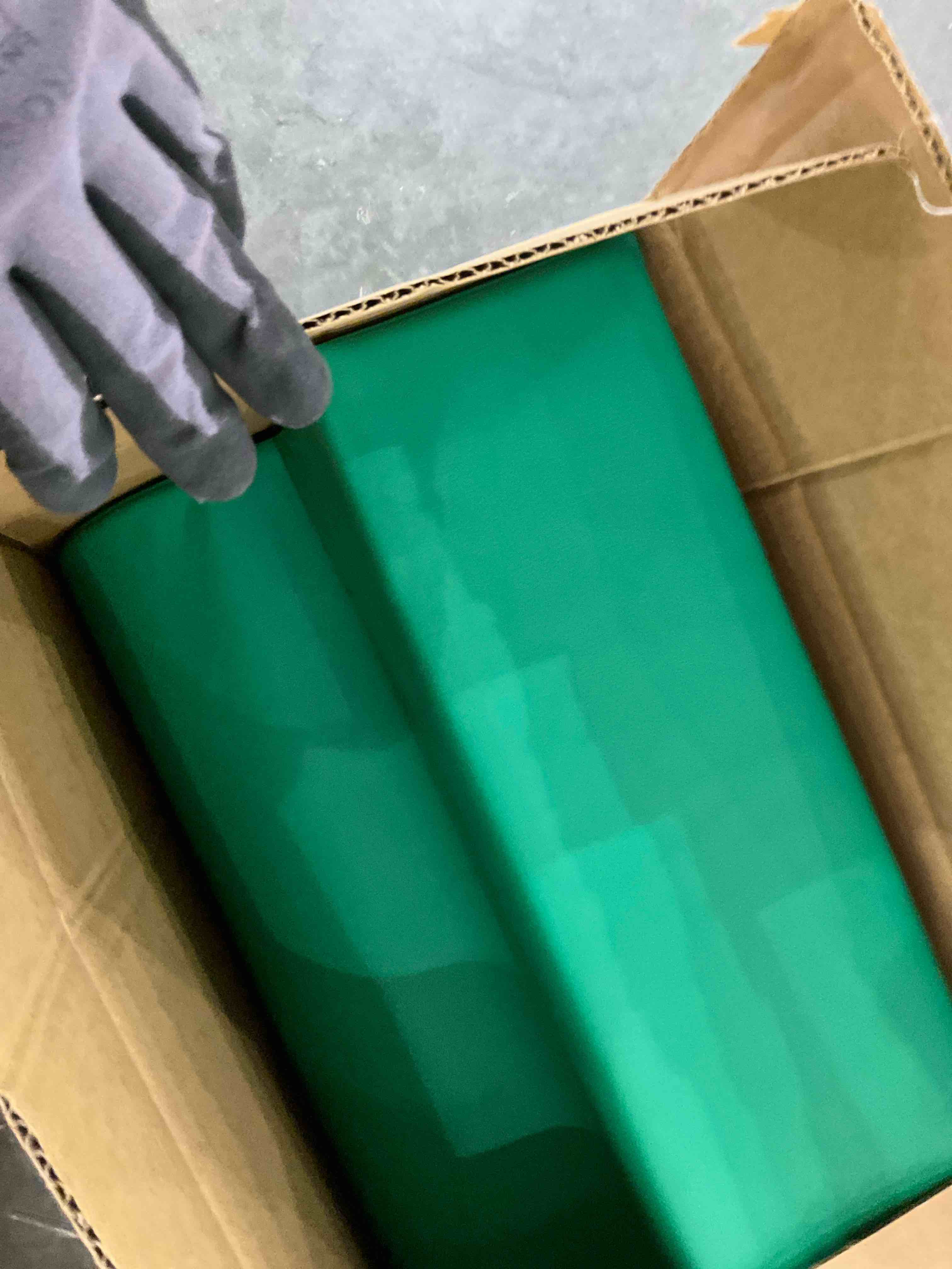 https://s3.amazonaws.com/lotting-images-prod/bidfta/PPE2577774_1746535193840.jpeg