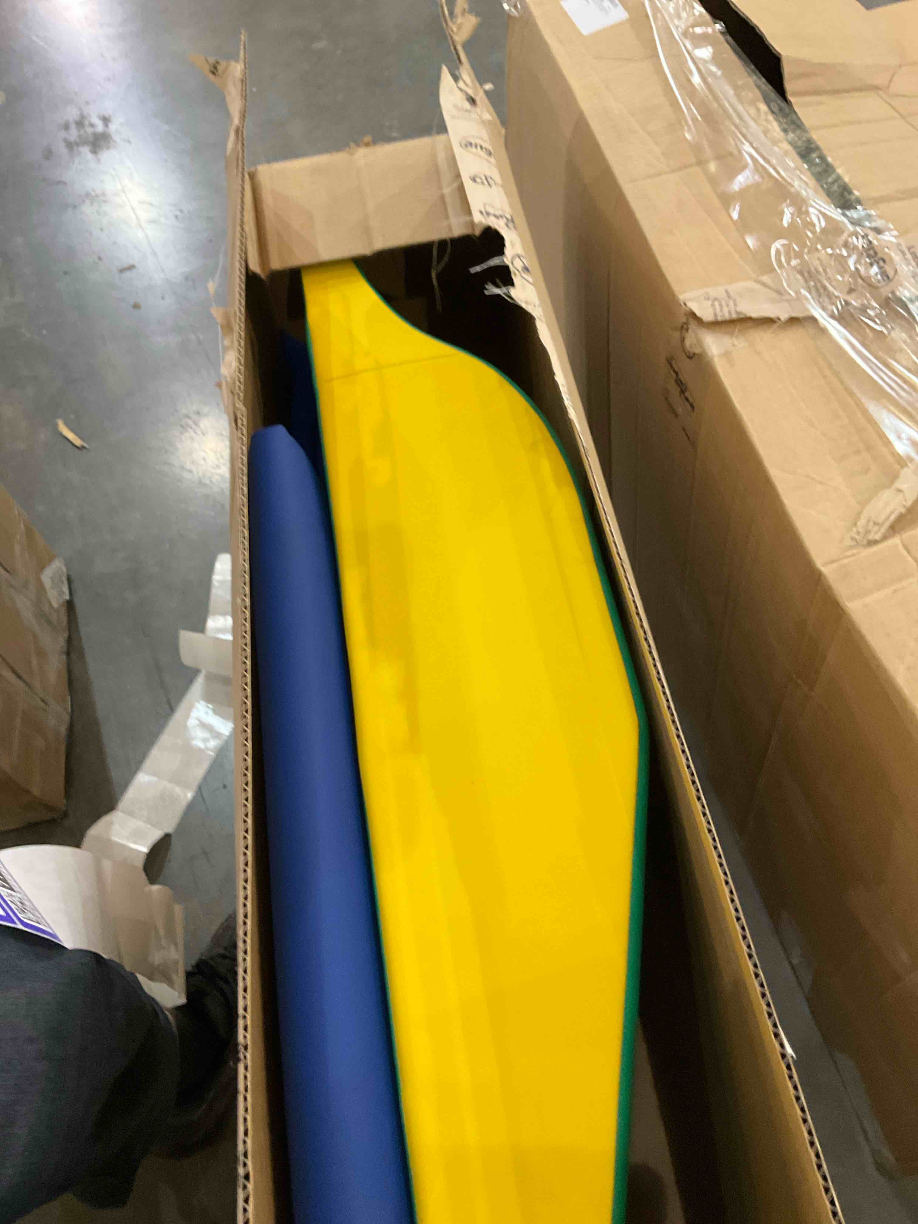 https://s3.amazonaws.com/lotting-images-prod/bidfta/PPE2577775_1746535150567.jpeg