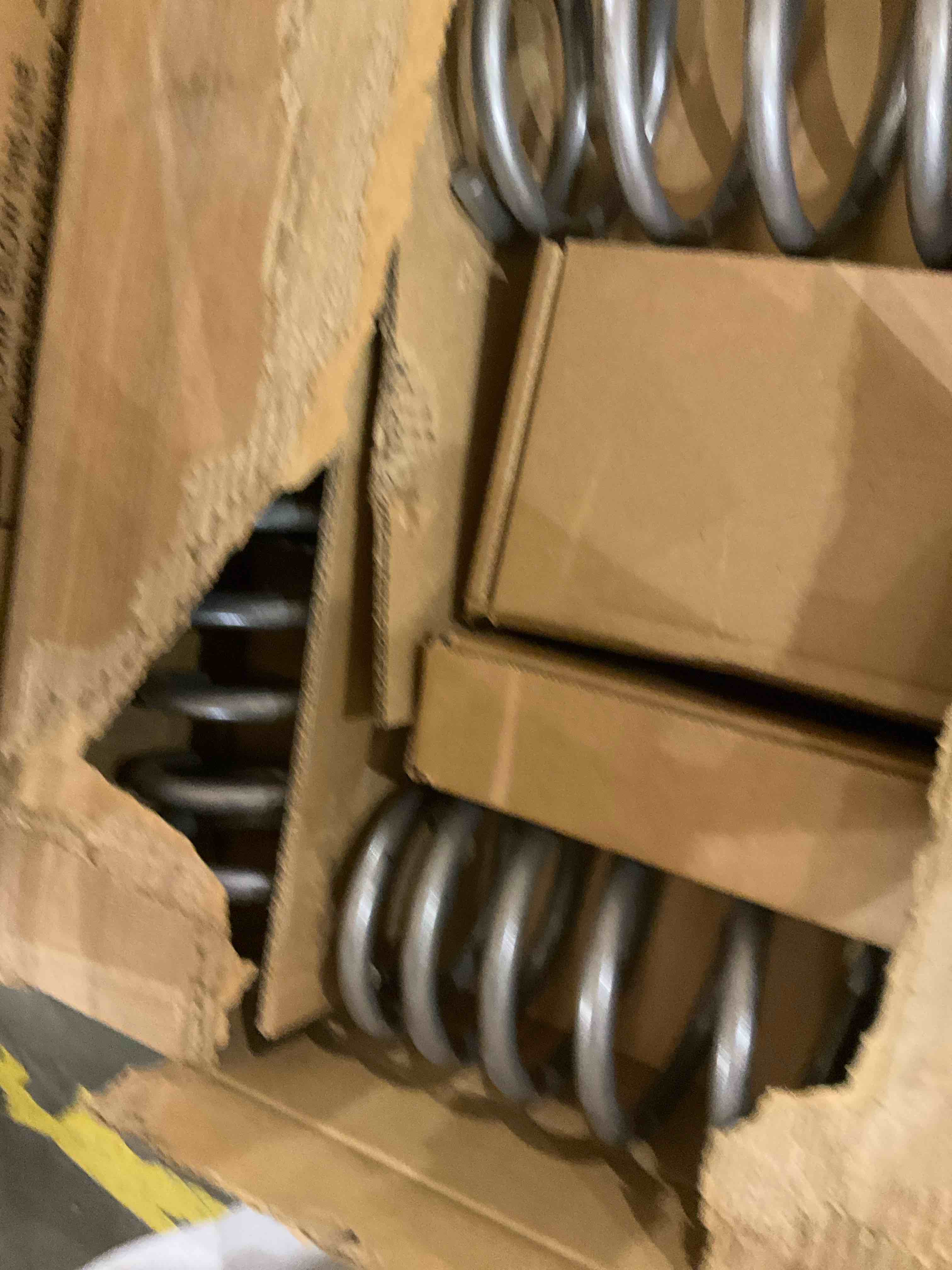 https://s3.amazonaws.com/lotting-images-prod/bidfta/PPE2577817_1746533174476.jpeg