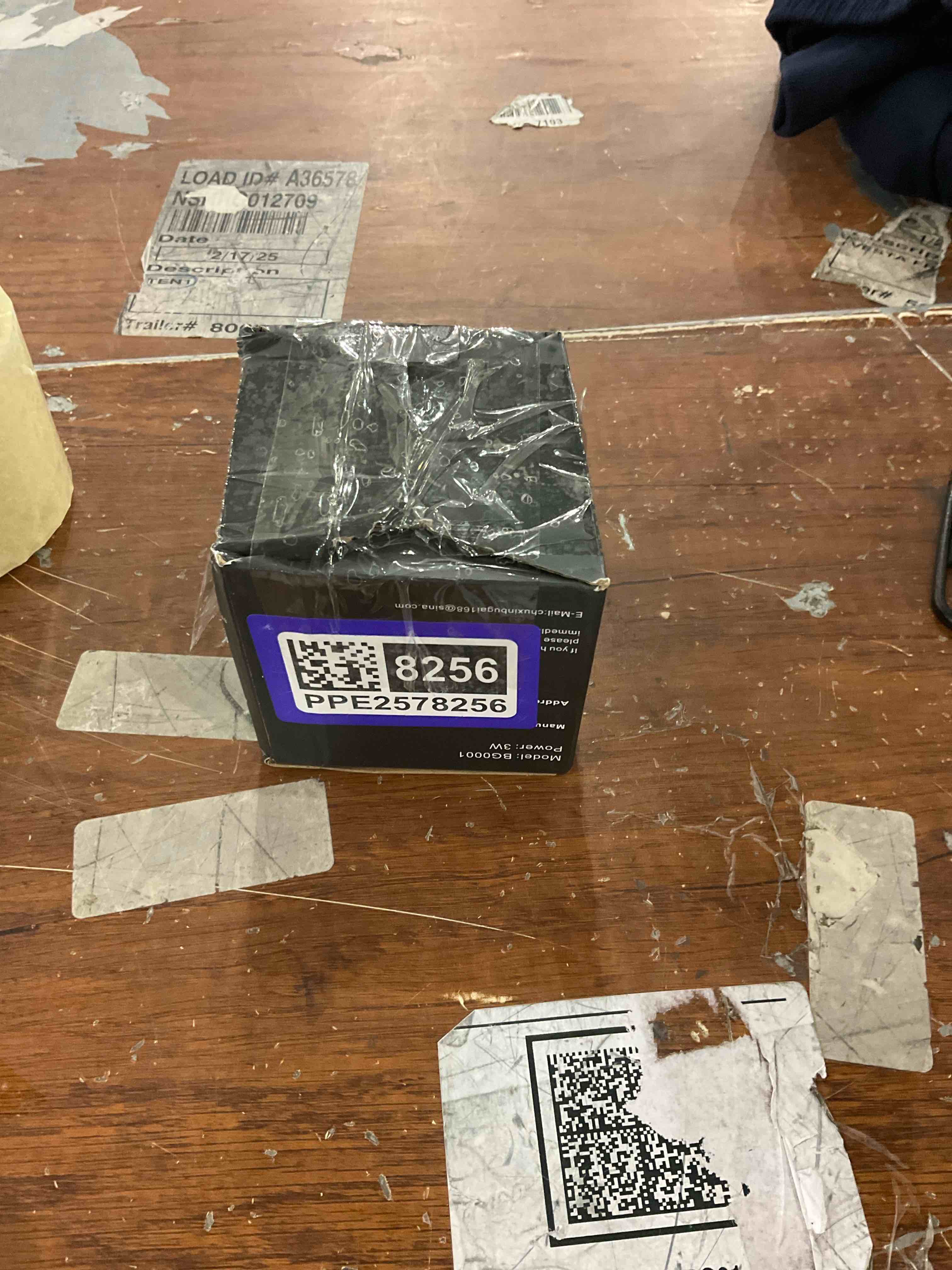 https://s3.amazonaws.com/lotting-images-prod/bidfta/PPE2578256_1745243699057.jpeg