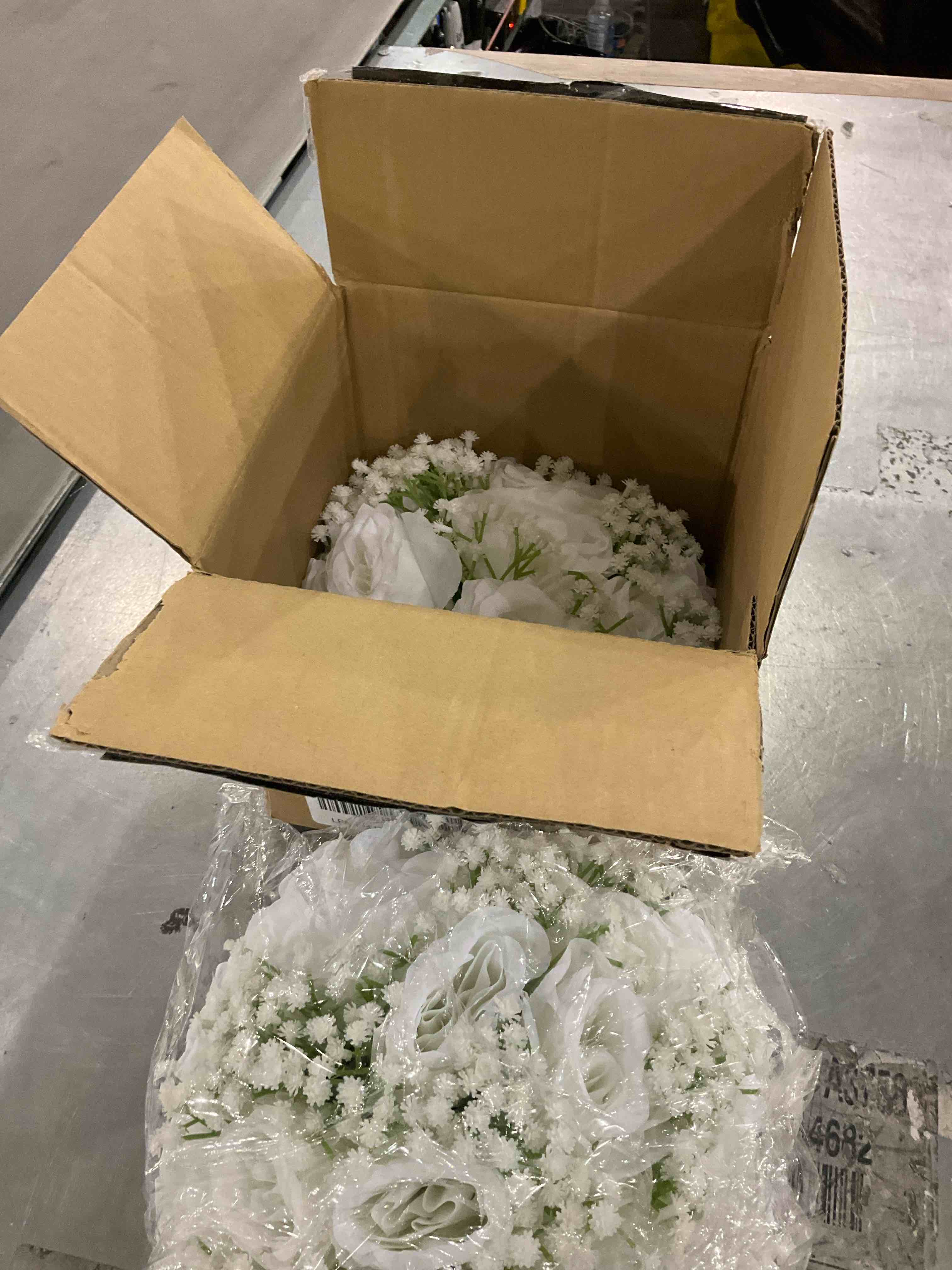 https://s3.amazonaws.com/lotting-images-prod/bidfta/PPE2578363_1745244957209.jpeg