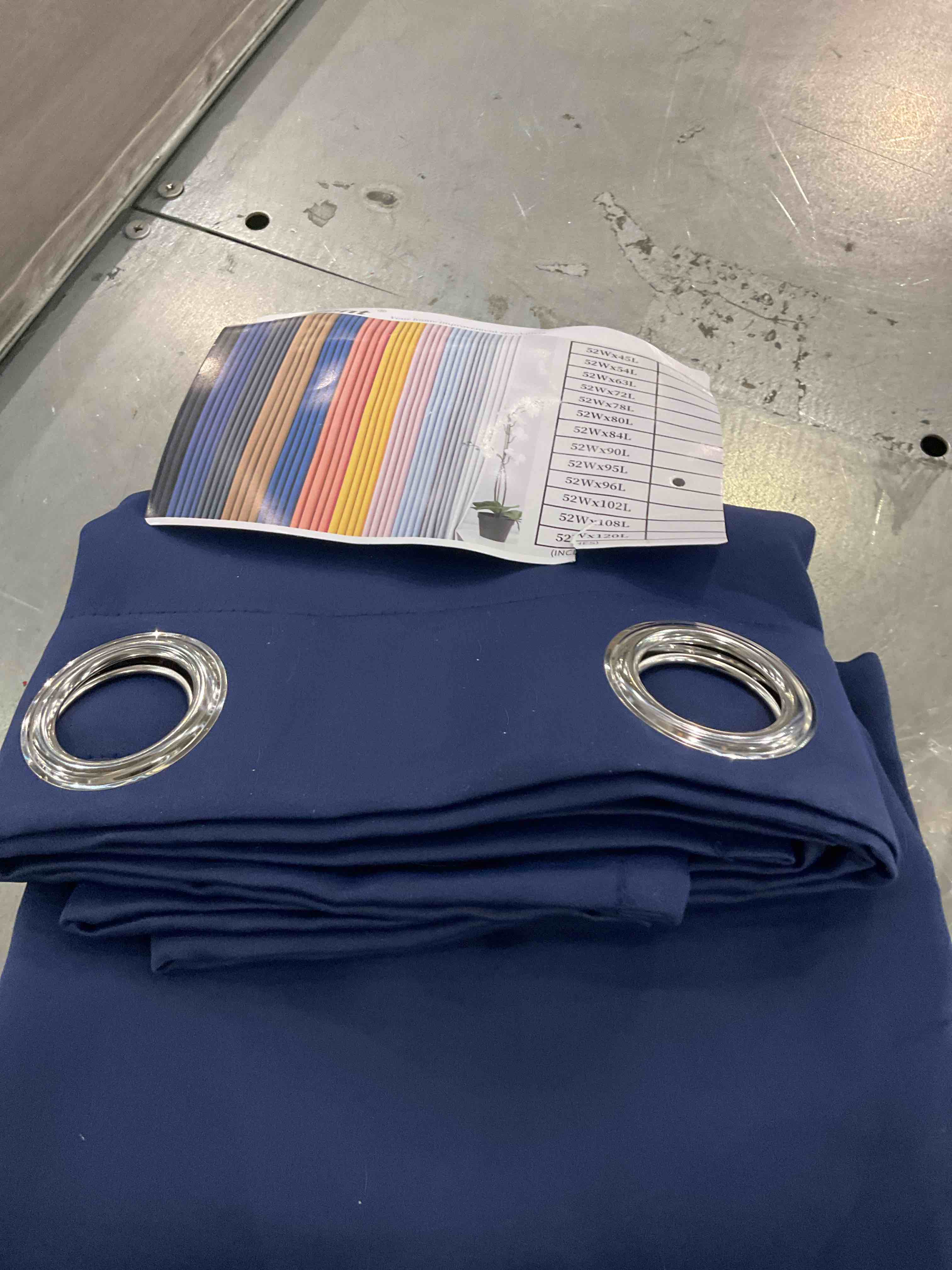 https://s3.amazonaws.com/lotting-images-prod/bidfta/PPE2578447_1745247536257.jpeg