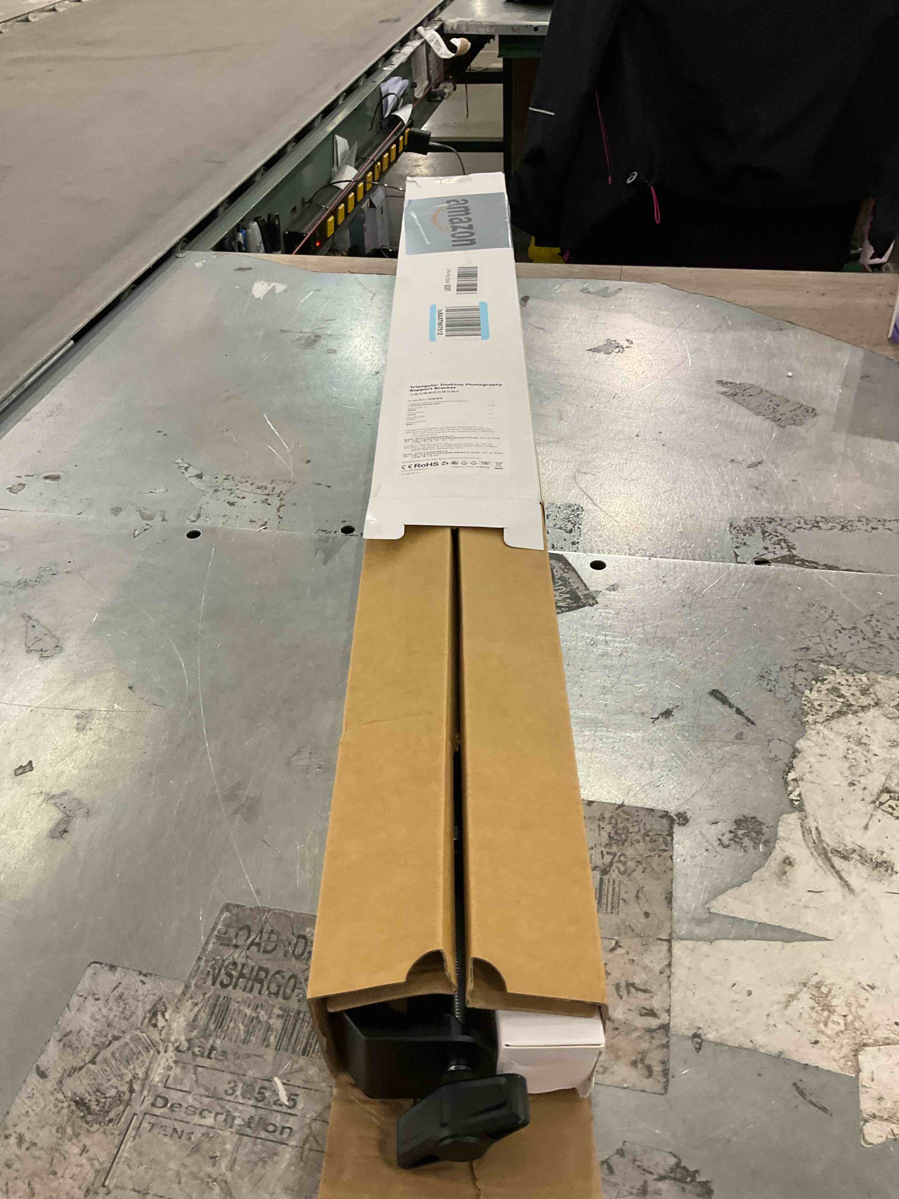 https://s3.amazonaws.com/lotting-images-prod/bidfta/PPE2578524_1745255473868.jpeg