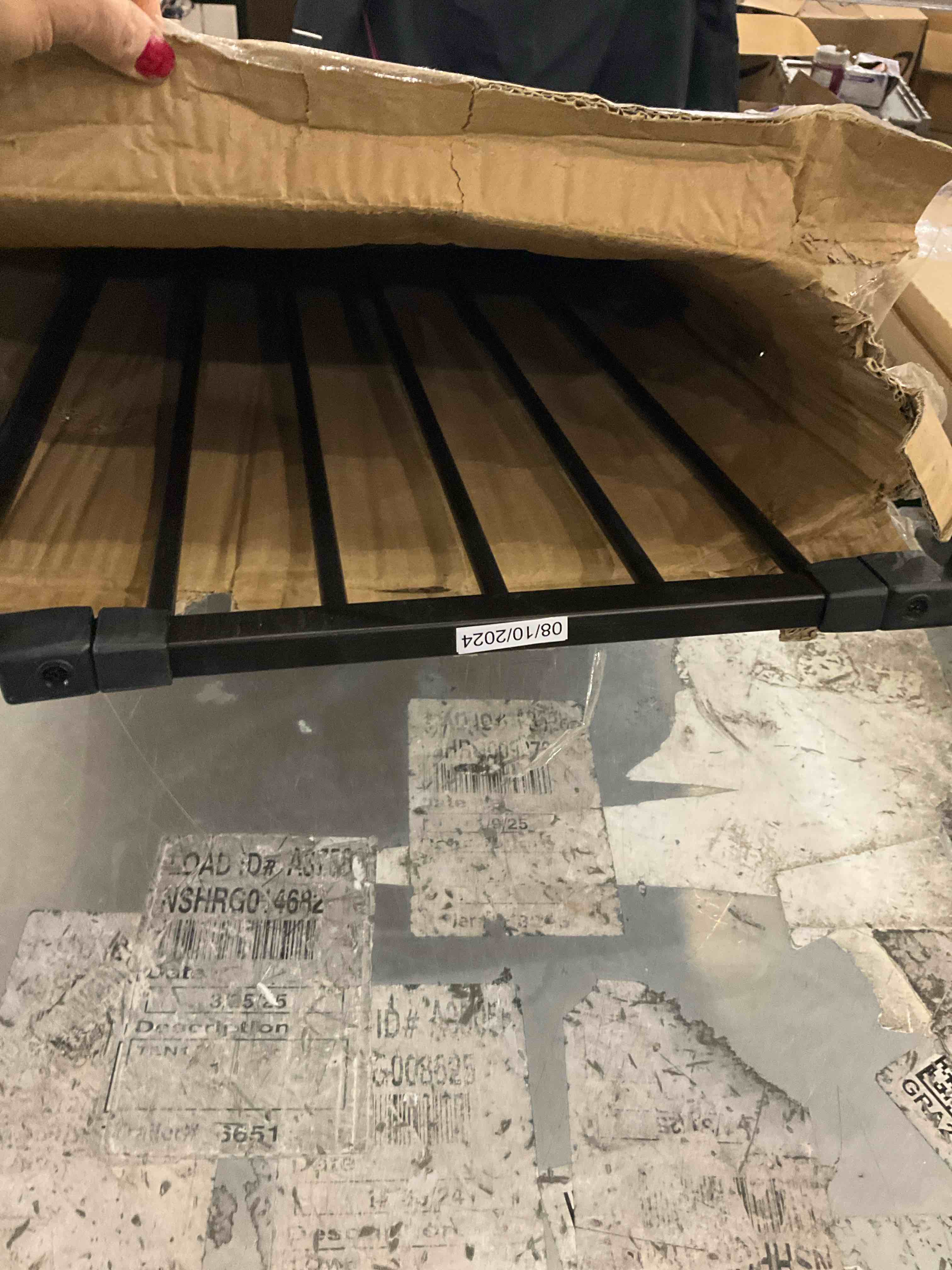 https://s3.amazonaws.com/lotting-images-prod/bidfta/PPE2578586_1745256980952.jpeg