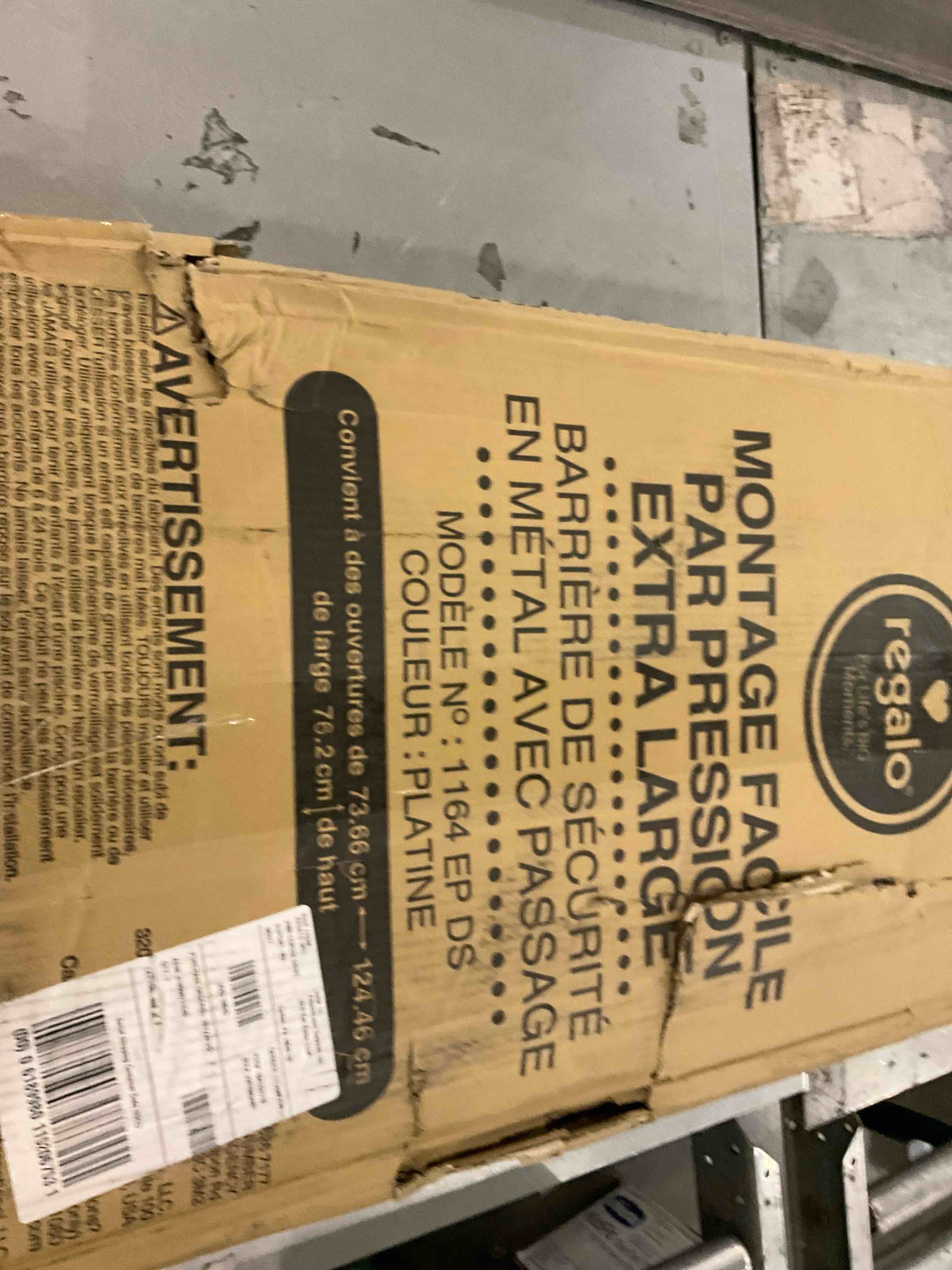 Regalo Extra Wide Easy Step Metal Walk Through Baby Gate - Platinum