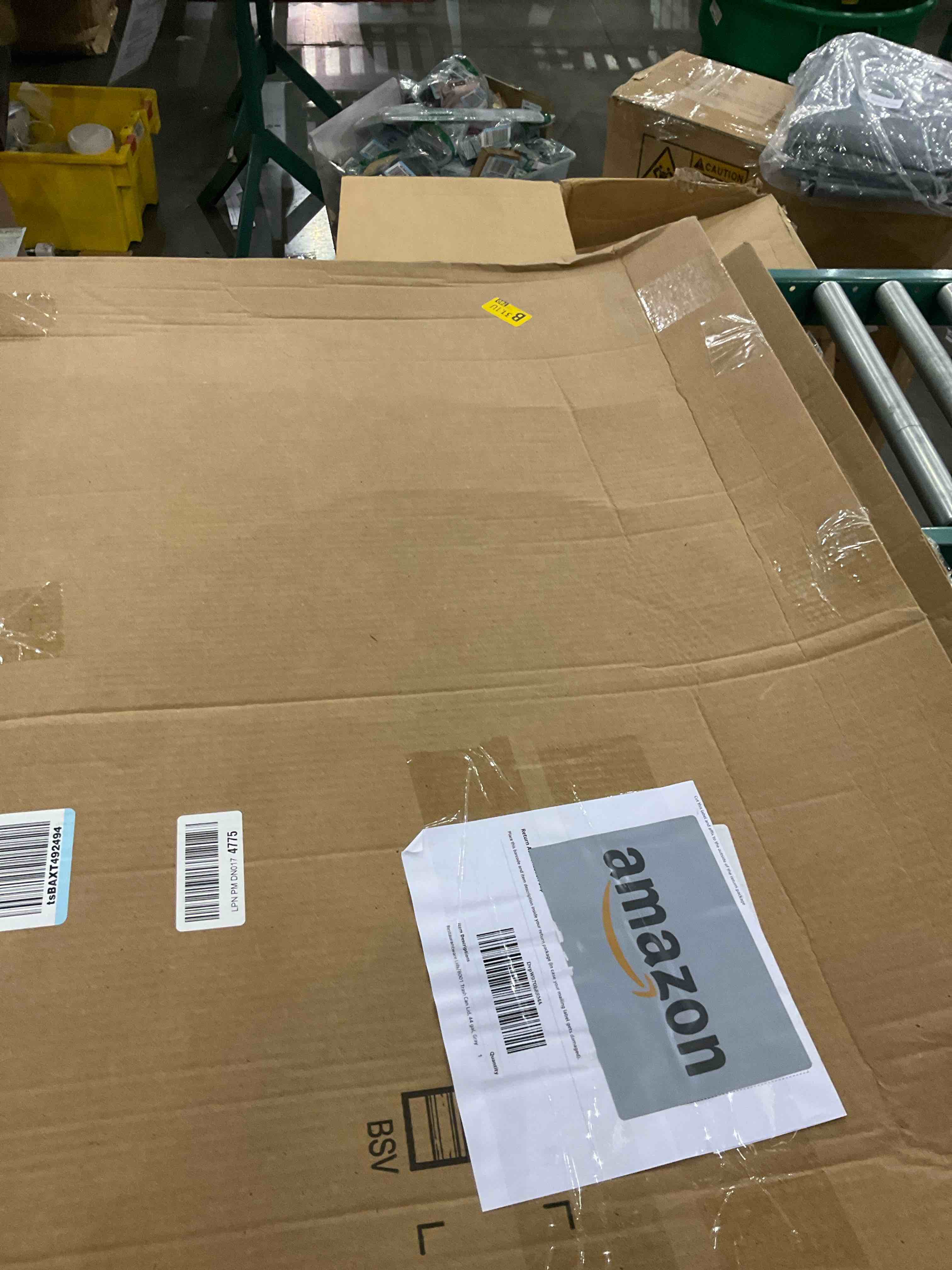 https://s3.amazonaws.com/lotting-images-prod/bidfta/PPE2578952_1745323745351.jpeg