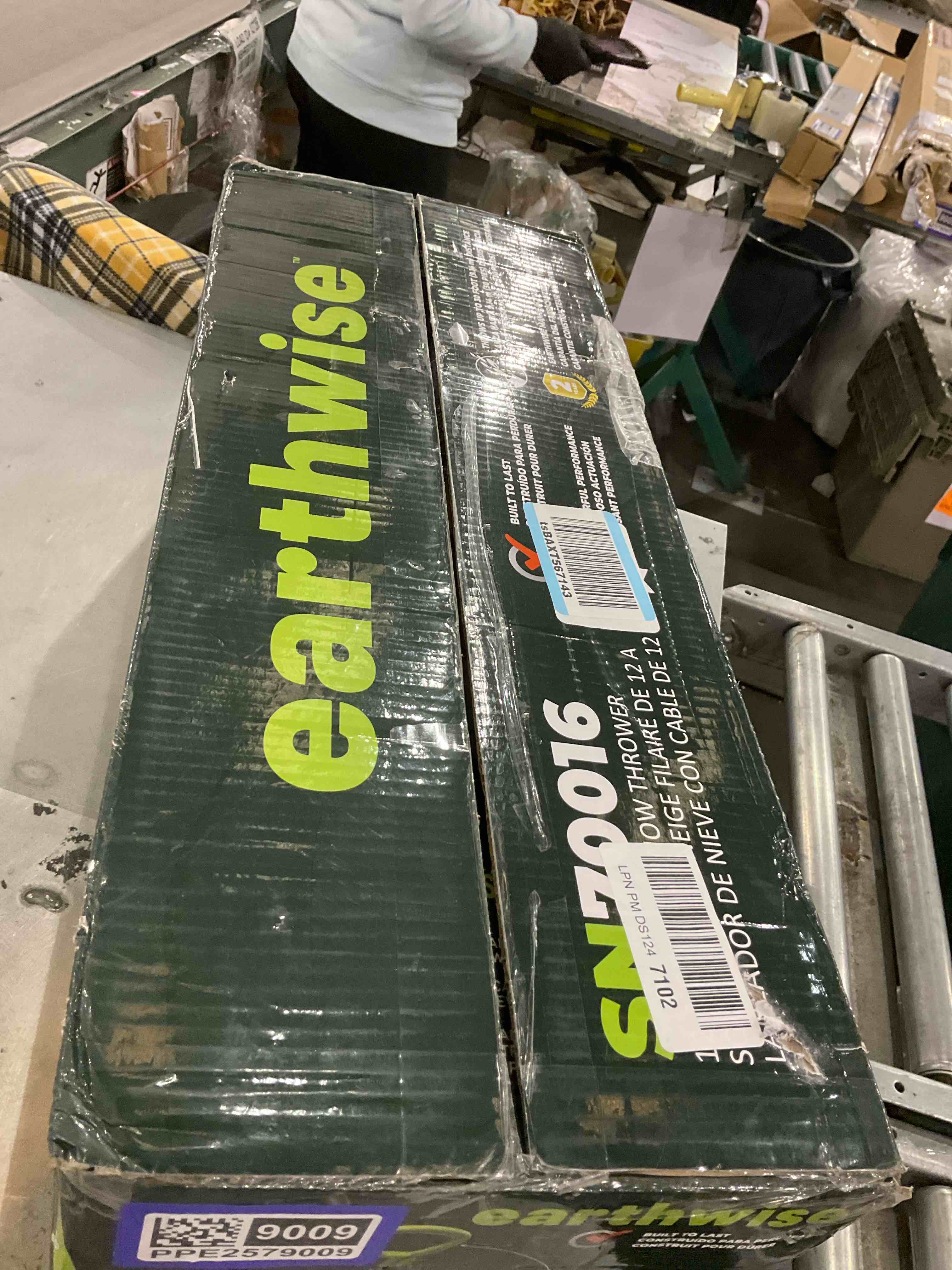https://s3.amazonaws.com/lotting-images-prod/bidfta/PPE2579009_1745326143871.jpeg