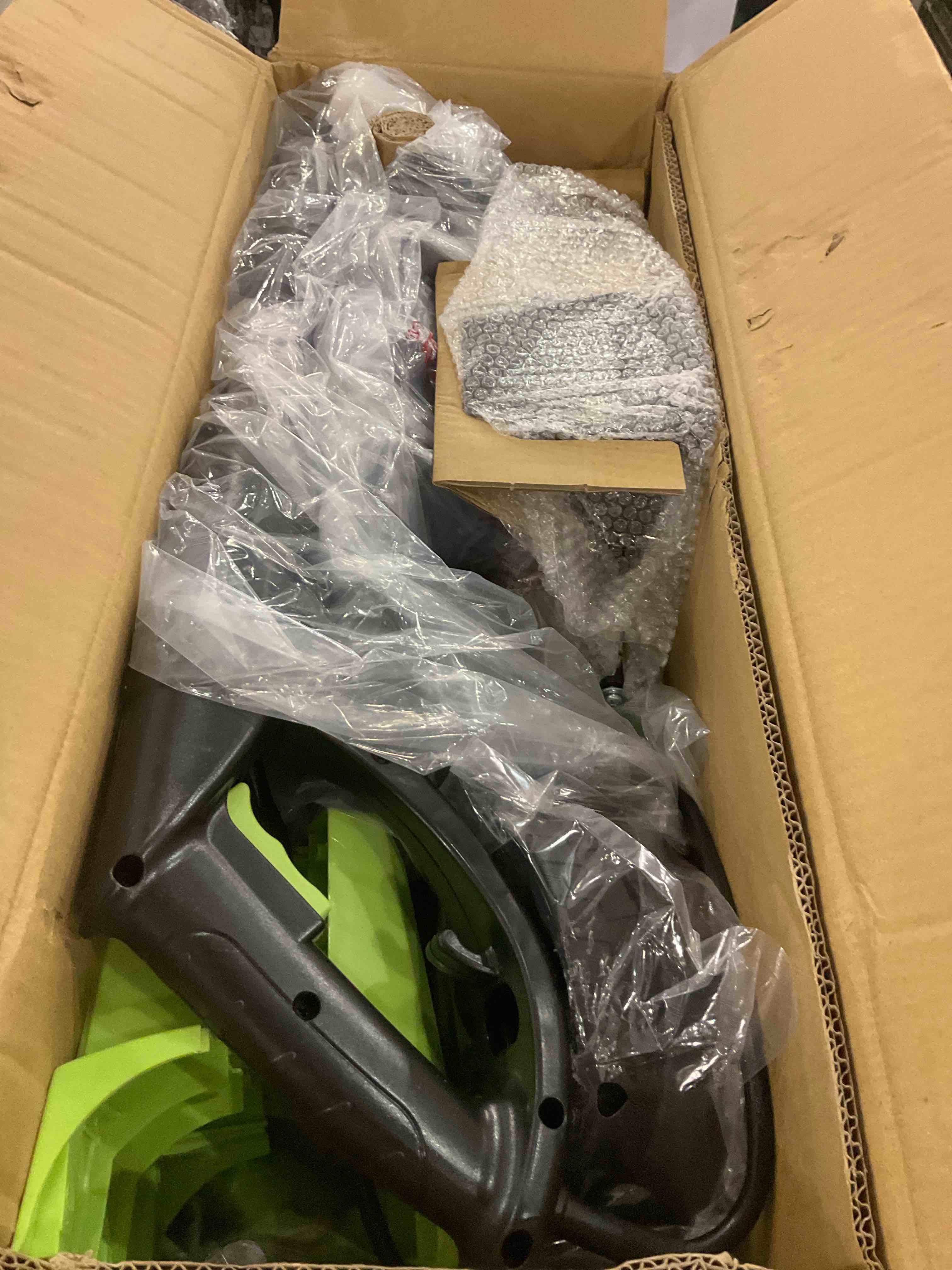 https://s3.amazonaws.com/lotting-images-prod/bidfta/PPE2579009_1745326160517.jpeg
