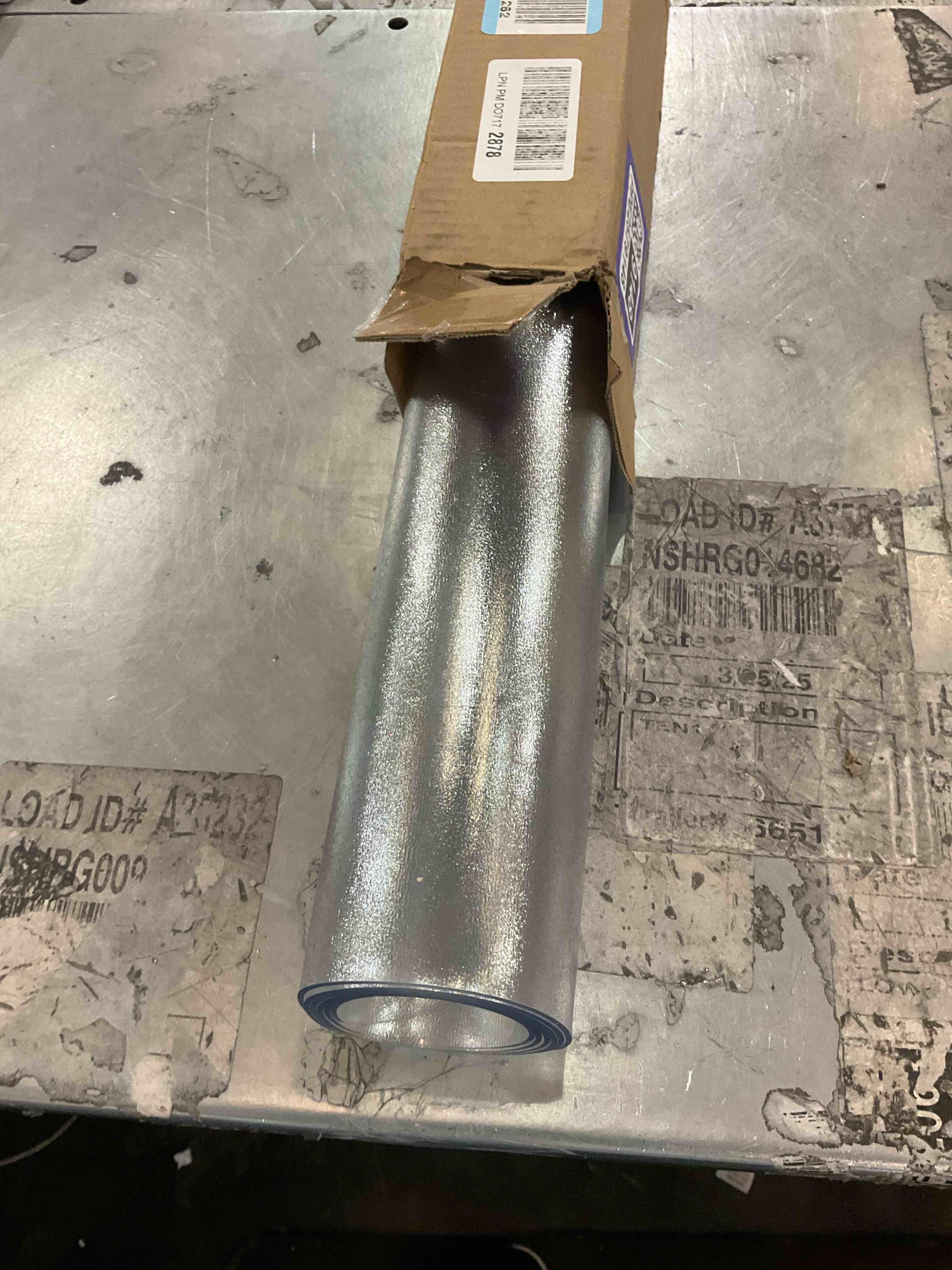 https://s3.amazonaws.com/lotting-images-prod/bidfta/PPE2579148_1745335034263.jpeg