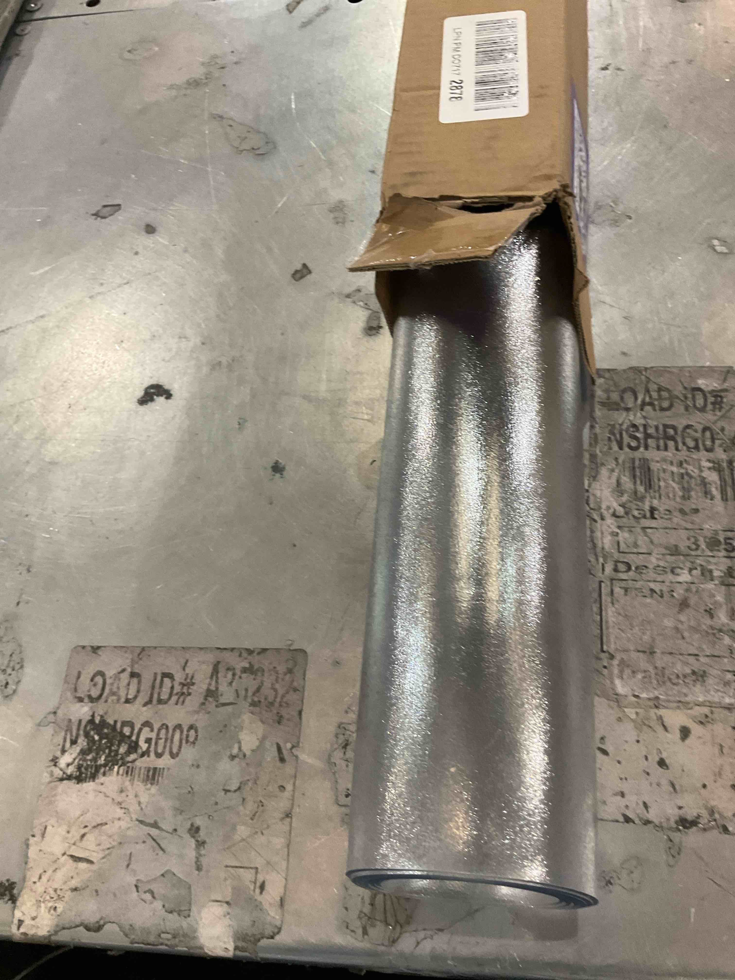 https://s3.amazonaws.com/lotting-images-prod/bidfta/PPE2579148_1745335035631.jpeg